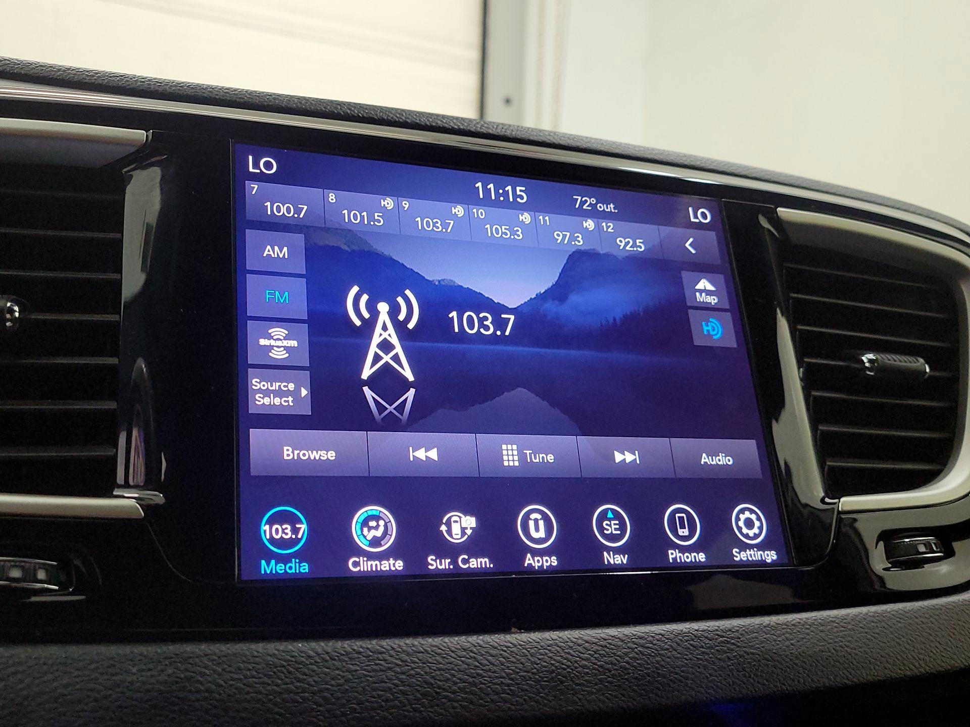 Thumbnail: 2020 Chrysler Pacifica - 16