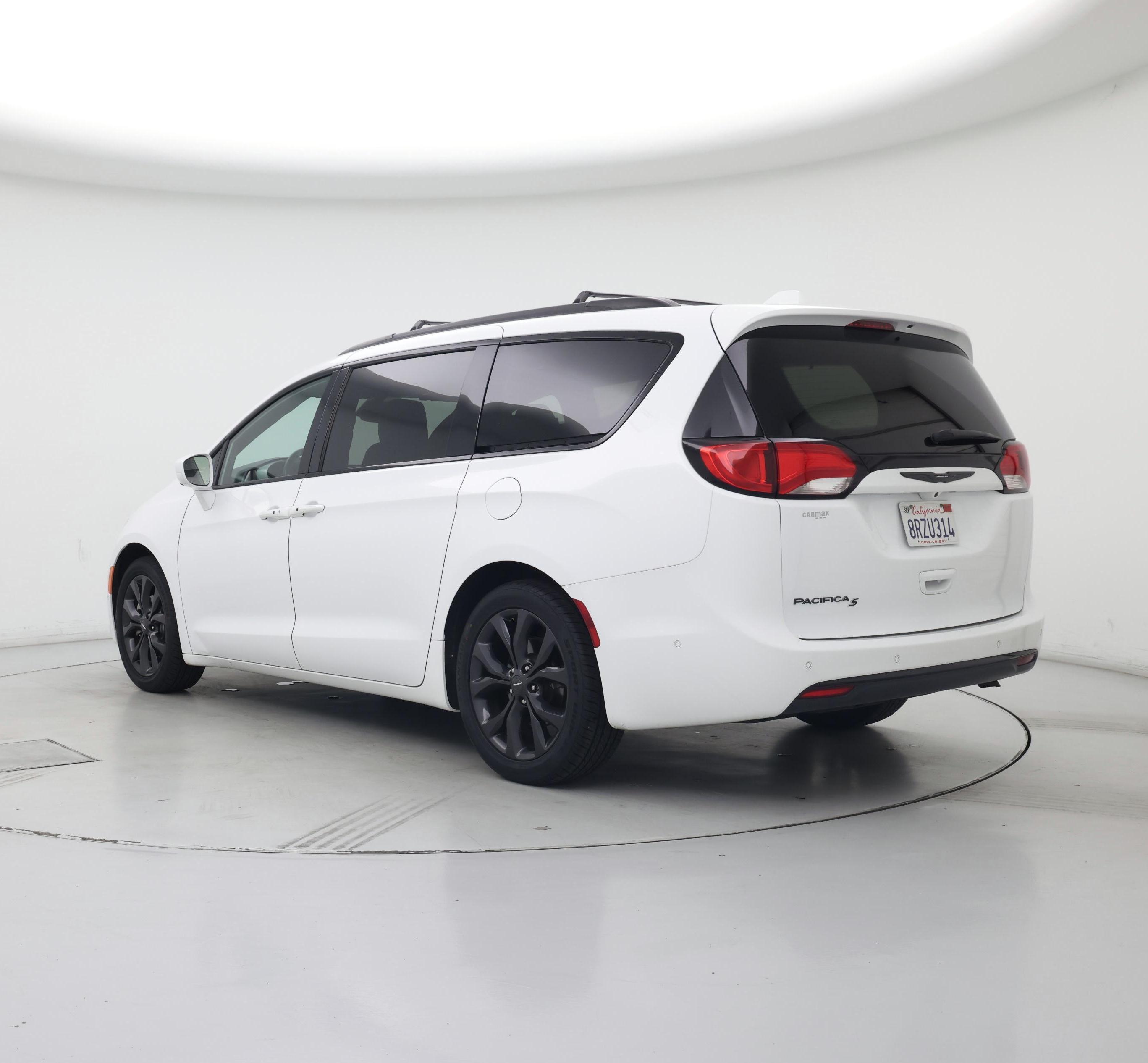 Thumbnail: 2020 Chrysler Pacifica - 2