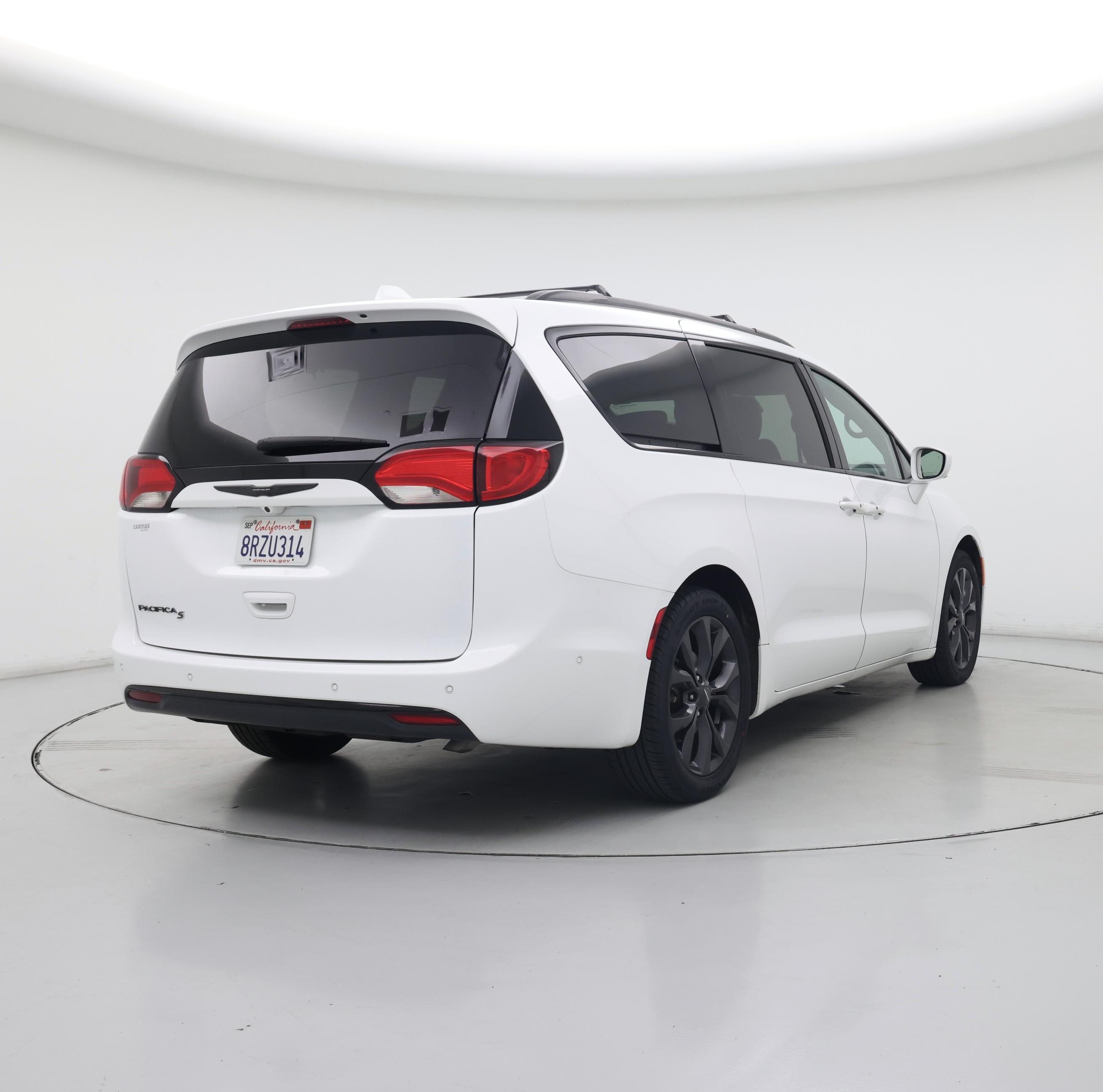 Thumbnail: 2020 Chrysler Pacifica - 8