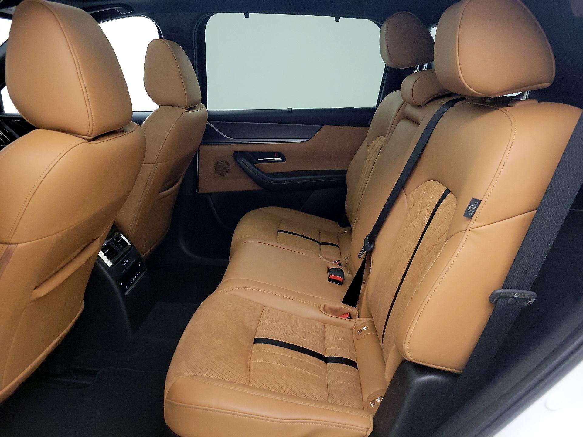 Thumbnail: 2025 Mazda CX-70 - 20