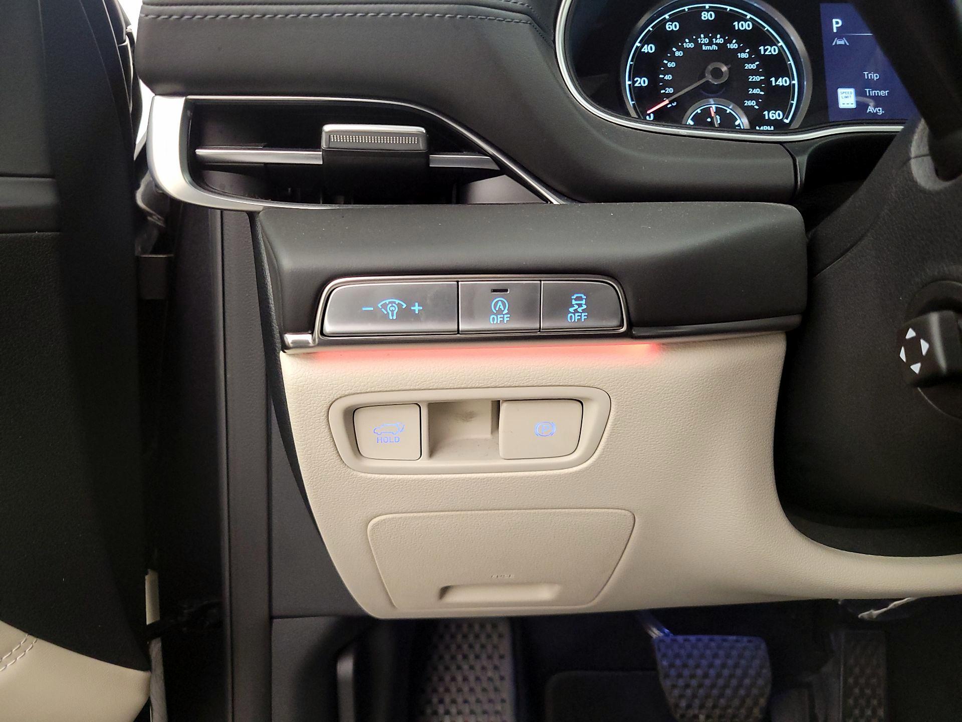 Thumbnail: 2022 Genesis GV80 - 13