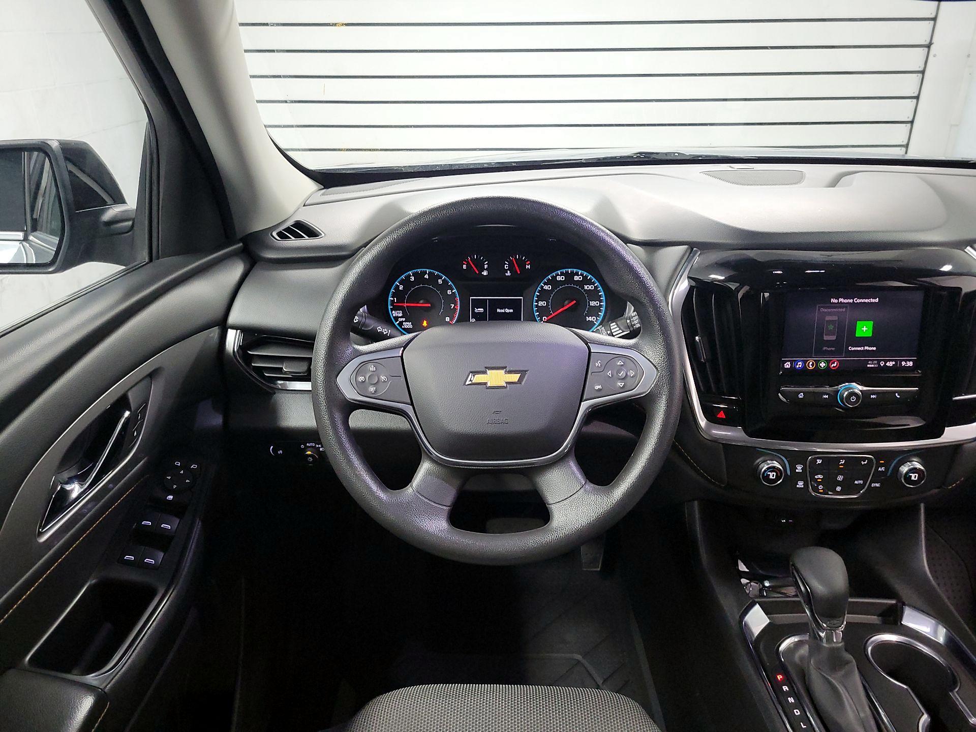 Thumbnail: 2021 Chevrolet Traverse - 10