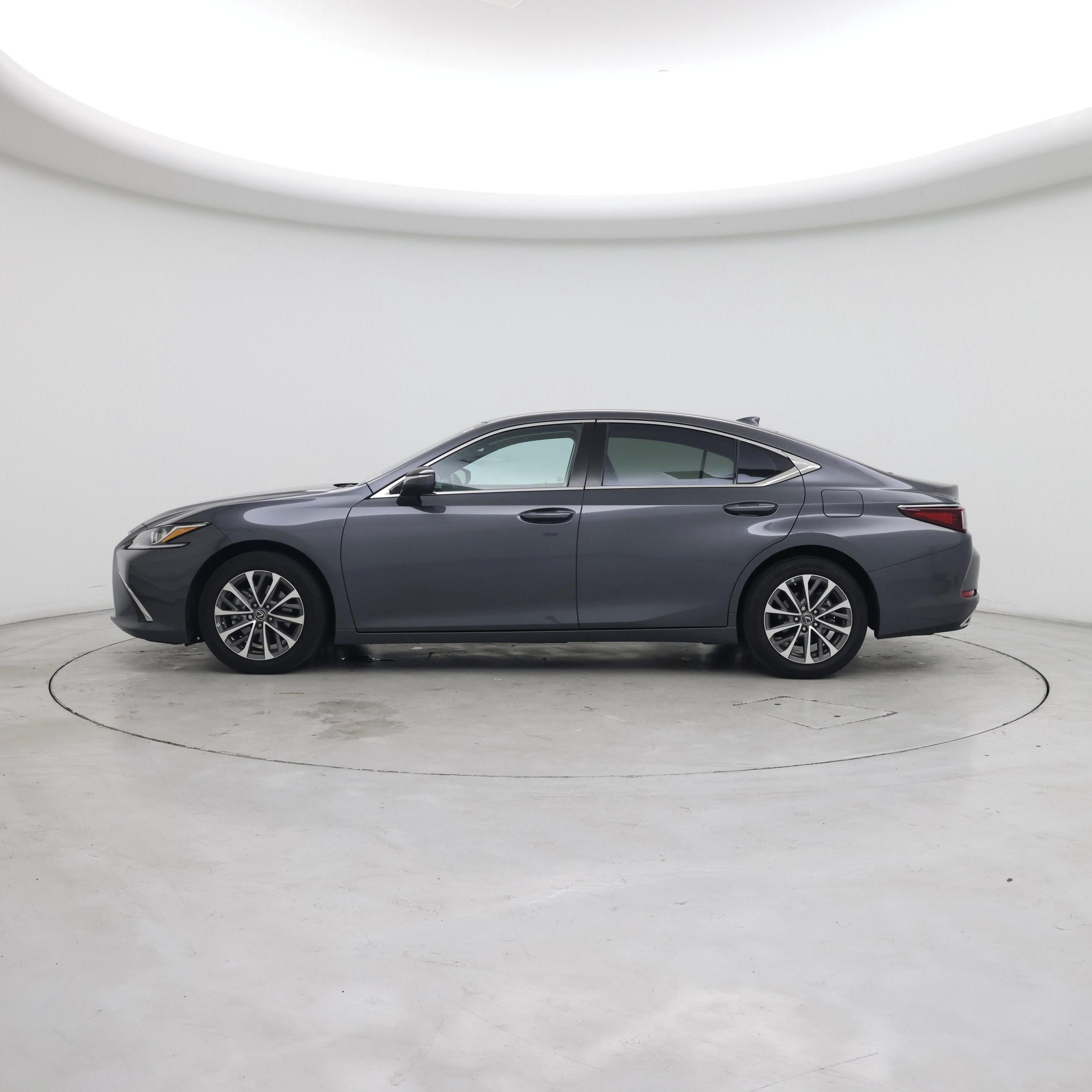 Thumbnail: 2022 Lexus ES - 3