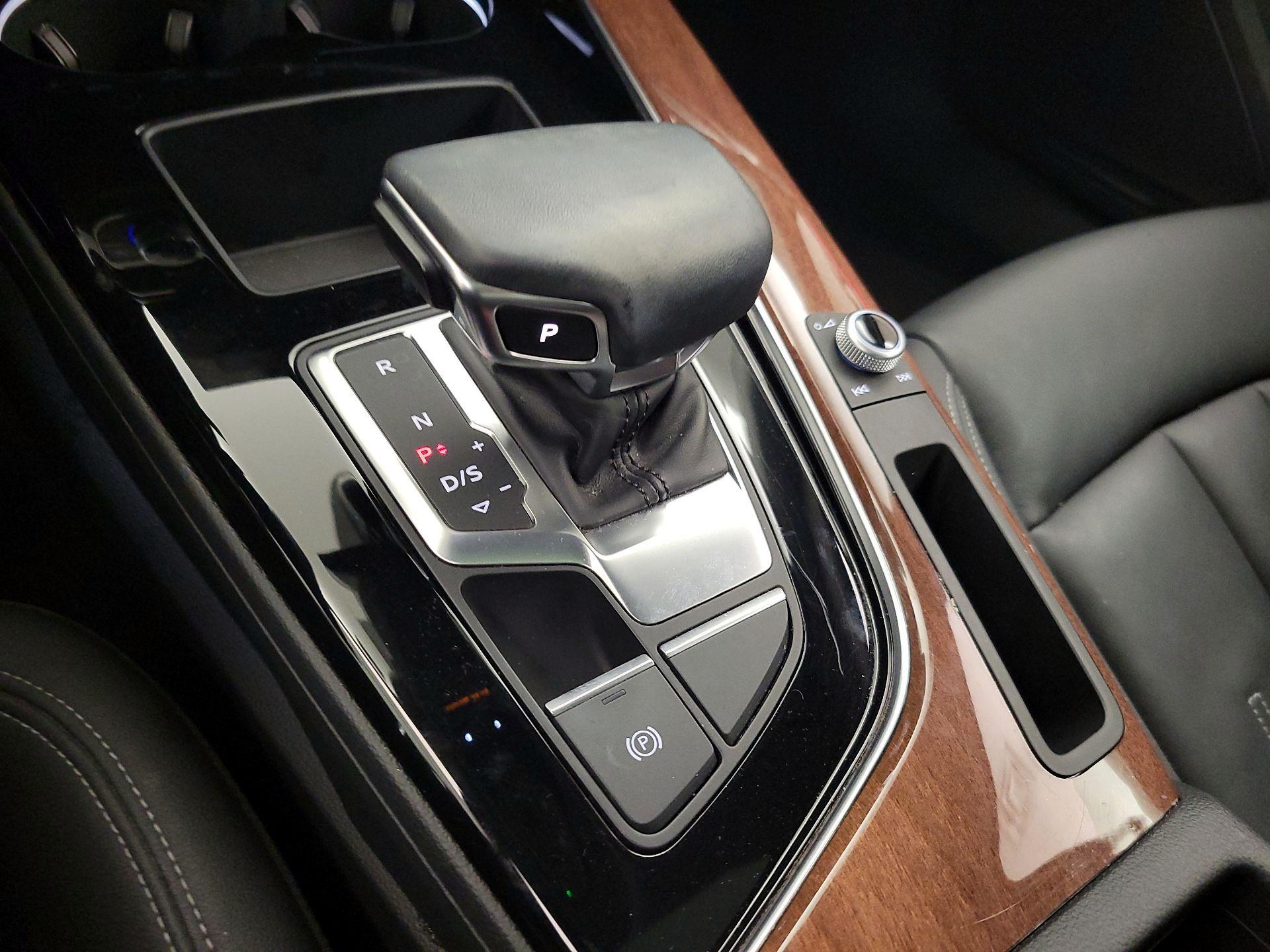 Thumbnail: 2022 Audi A4 - 17