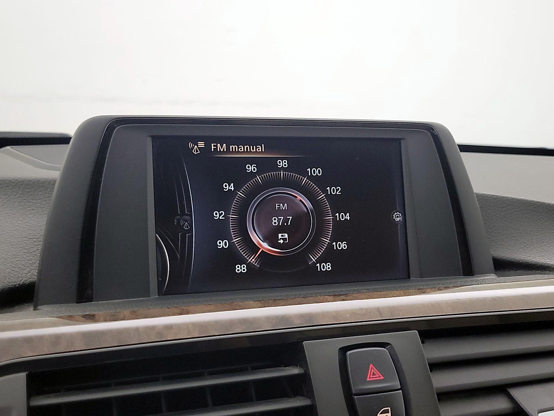 Thumbnail: 2015 BMW 3 Series - 14