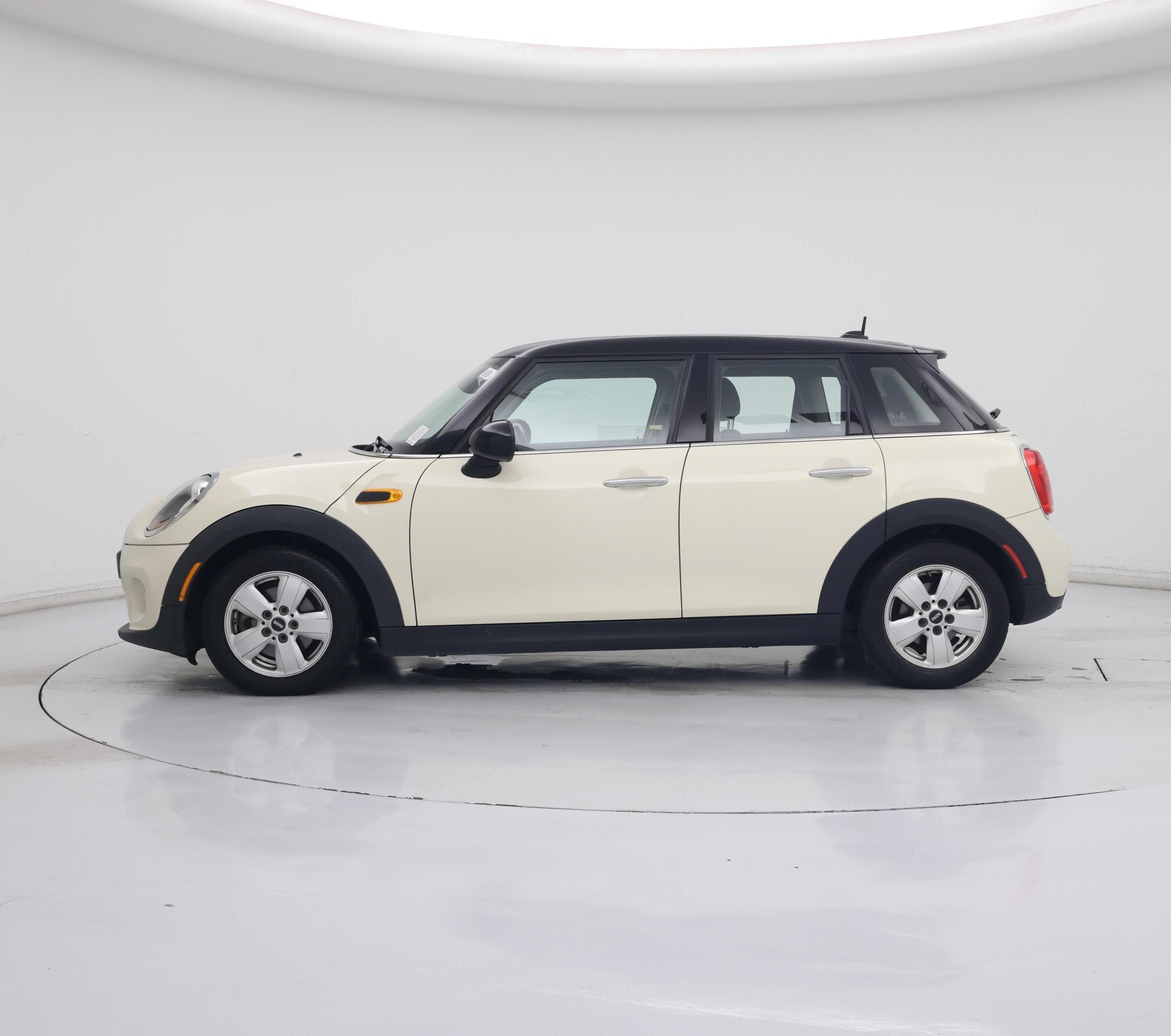 Thumbnail: 2015 MINI Cooper Hardtop - 3