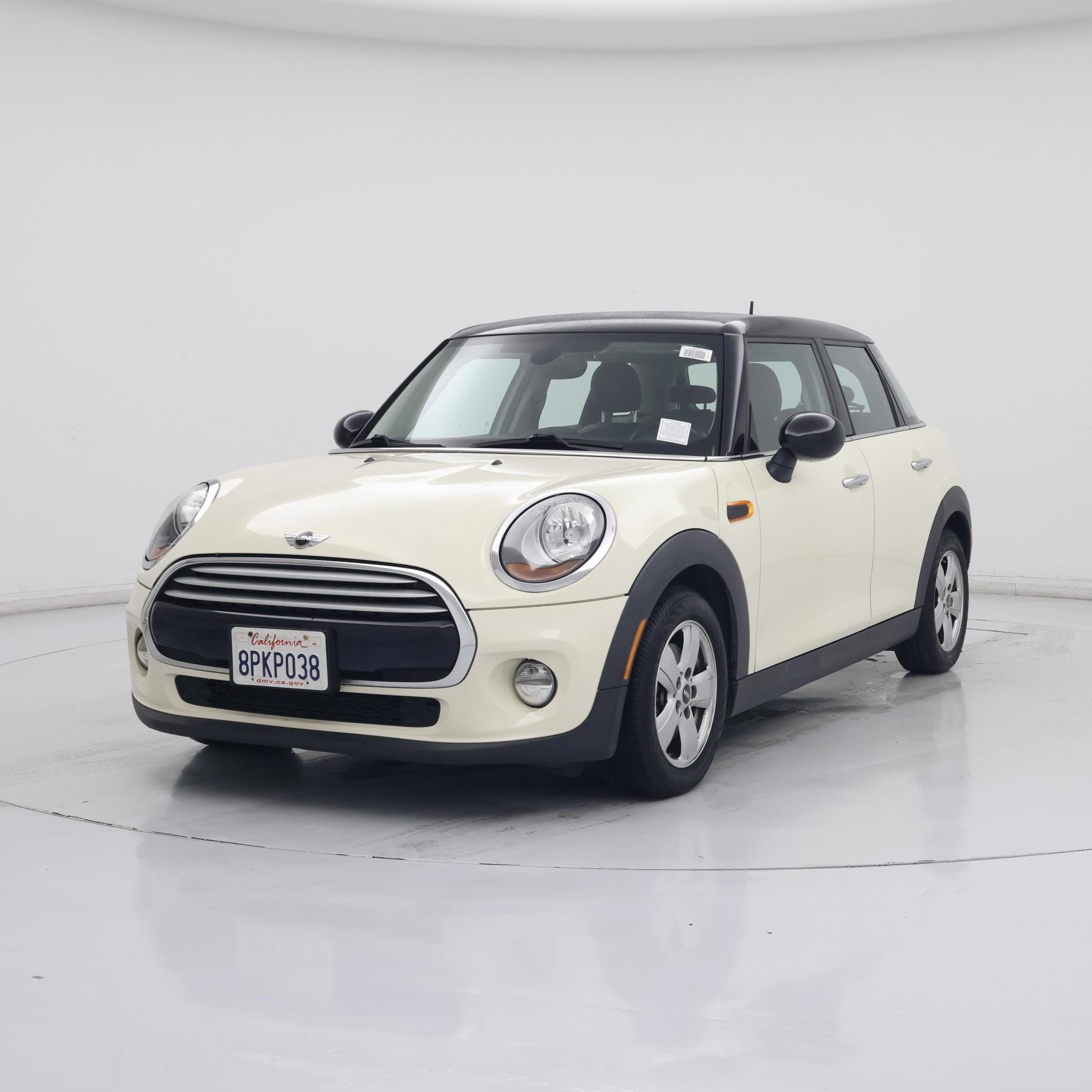 Thumbnail: 2015 MINI Cooper Hardtop - 4