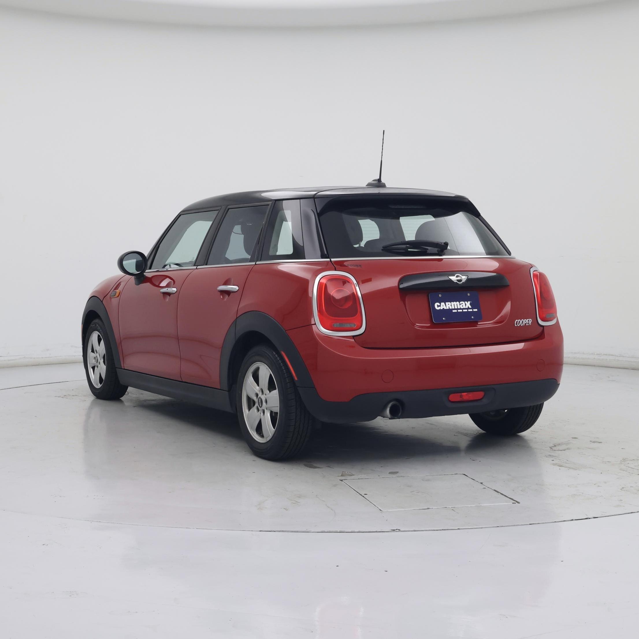 Thumbnail: 2017 MINI Cooper Hardtop - 2