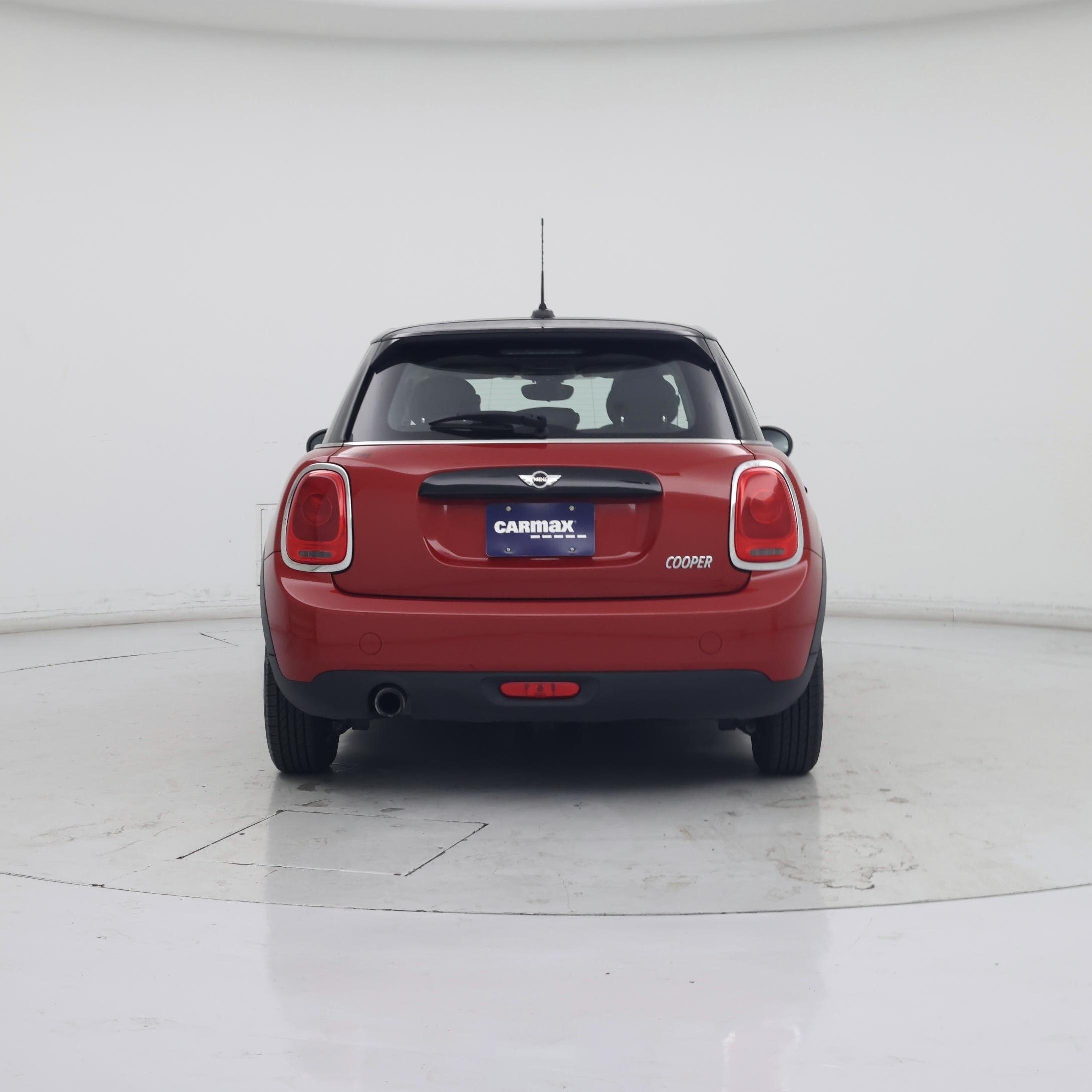 Thumbnail: 2017 MINI Cooper Hardtop - 6