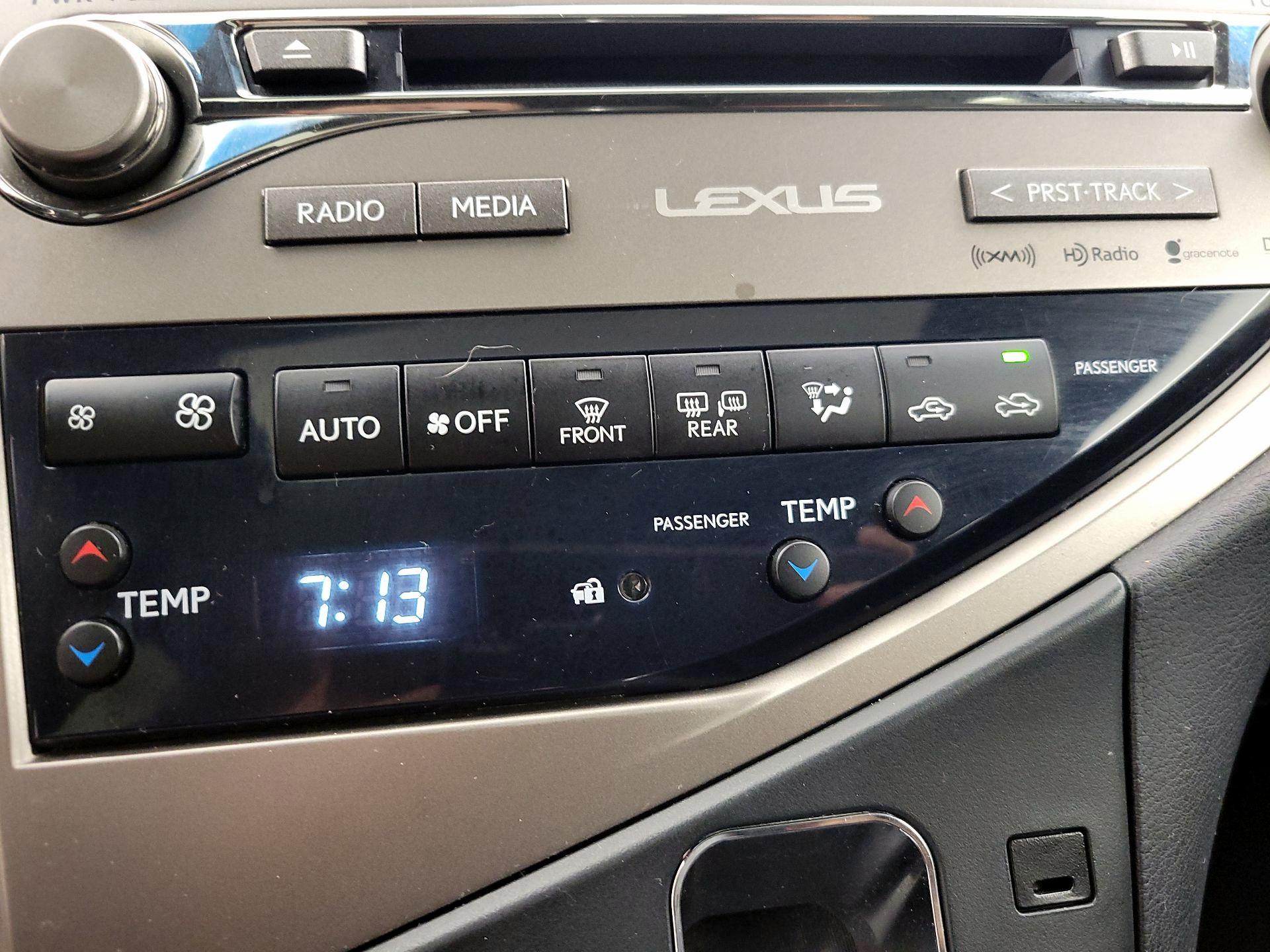 Thumbnail: 2015 Lexus RX - 17