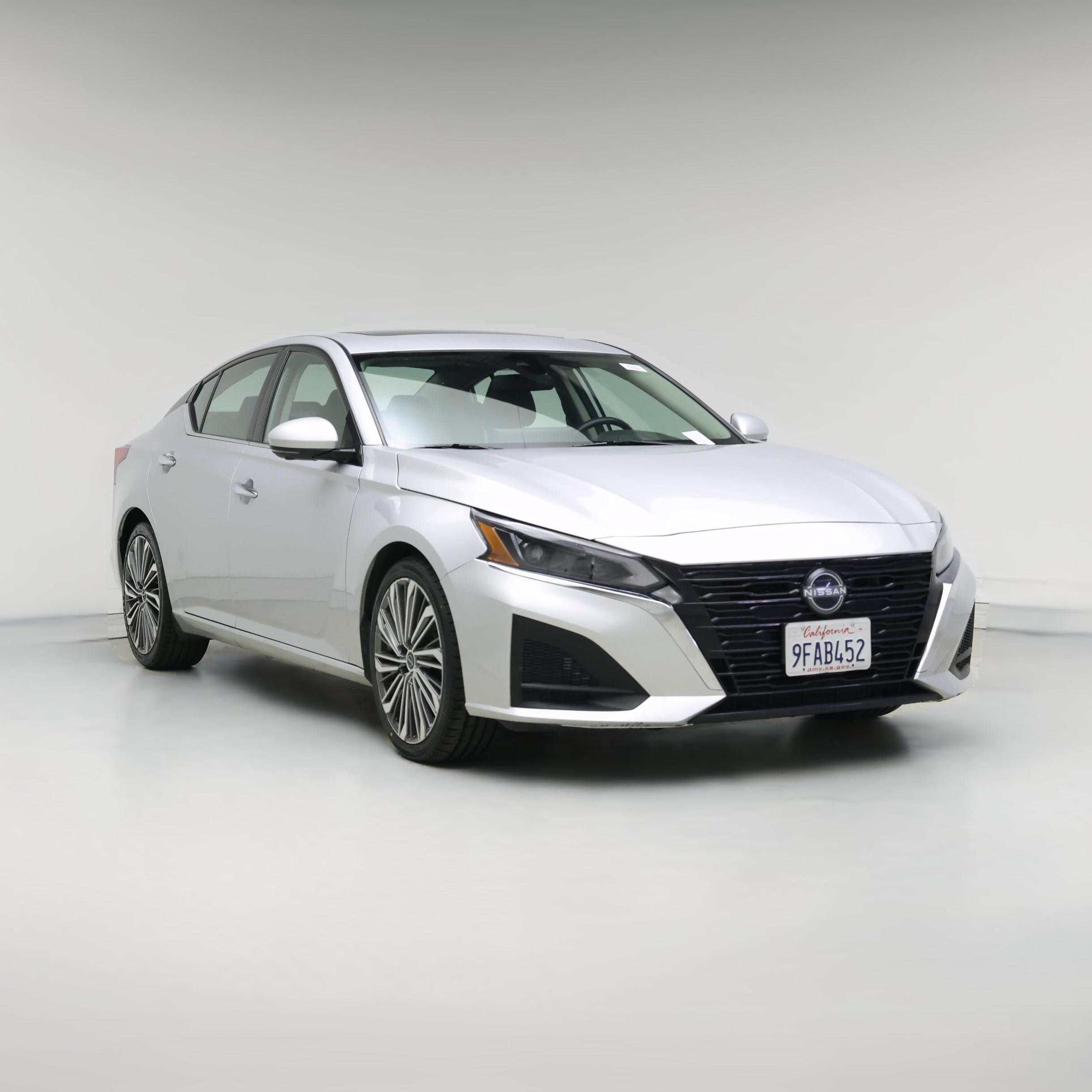 Thumbnail: 2023 Nissan Altima - 1