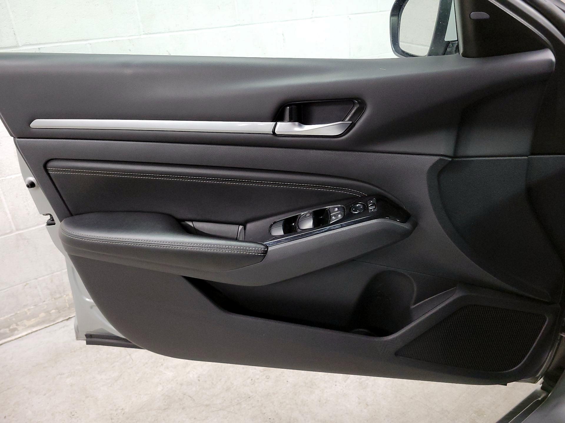 Thumbnail: 2023 Nissan Altima - 12