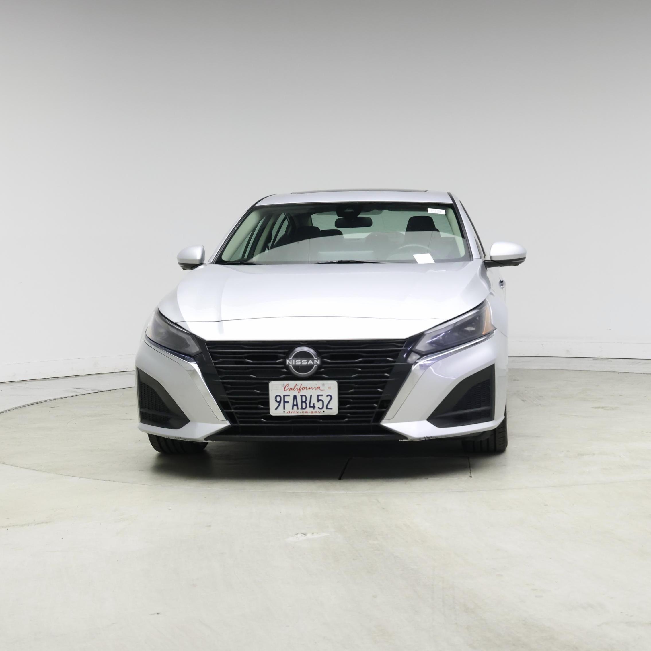 Thumbnail: 2023 Nissan Altima - 5