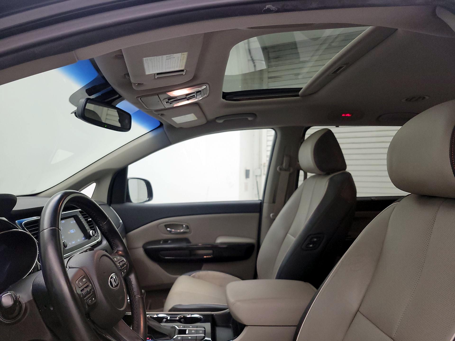 Thumbnail: 2020 Kia Sedona - 19