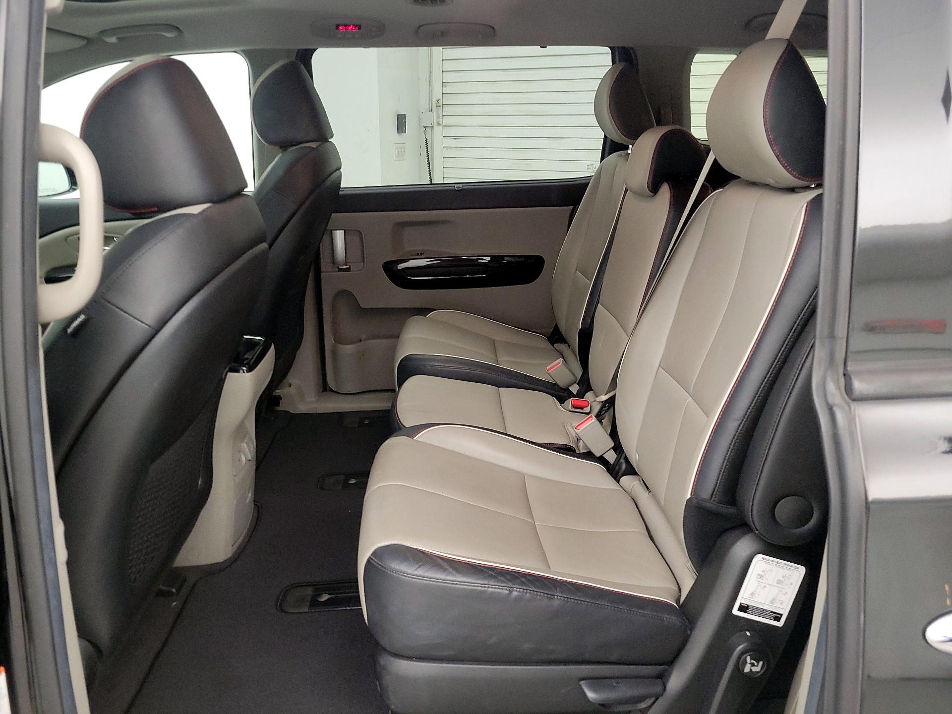 Thumbnail: 2020 Kia Sedona - 20