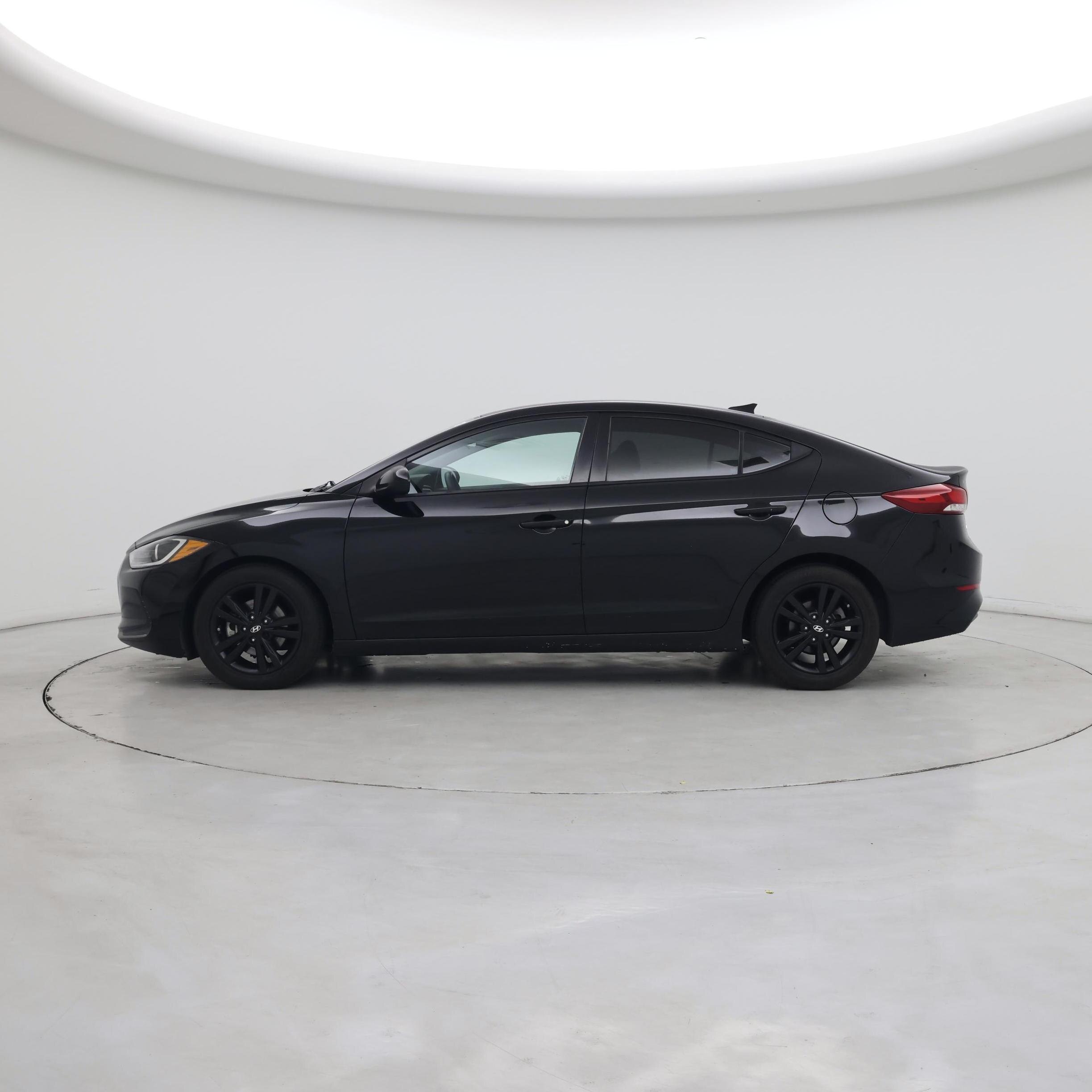 Thumbnail: 2018 Hyundai Elantra - 3