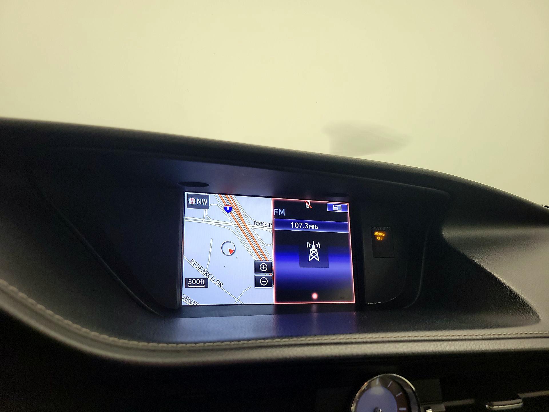 Thumbnail: 2015 Lexus ES - 16