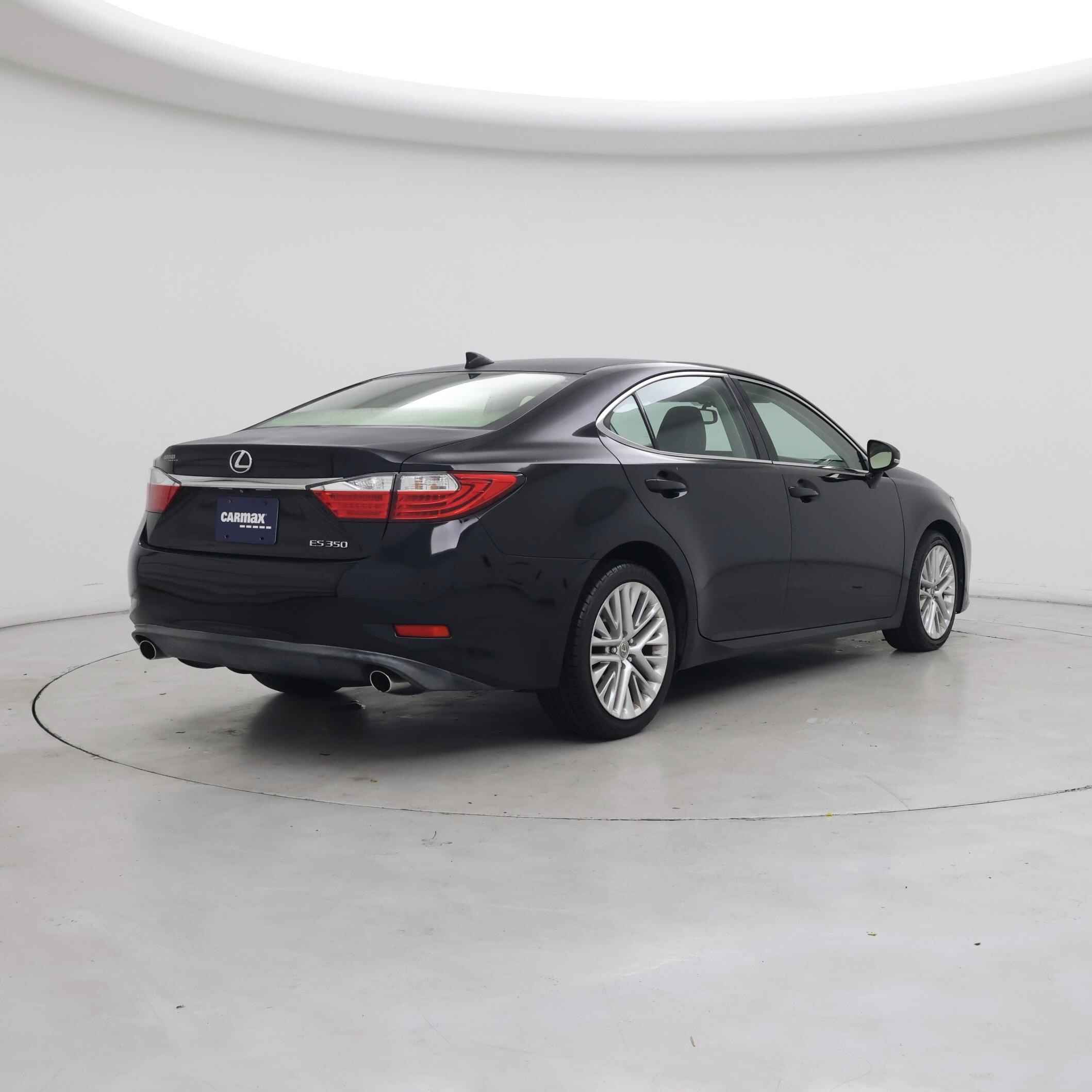 Thumbnail: 2015 Lexus ES - 8