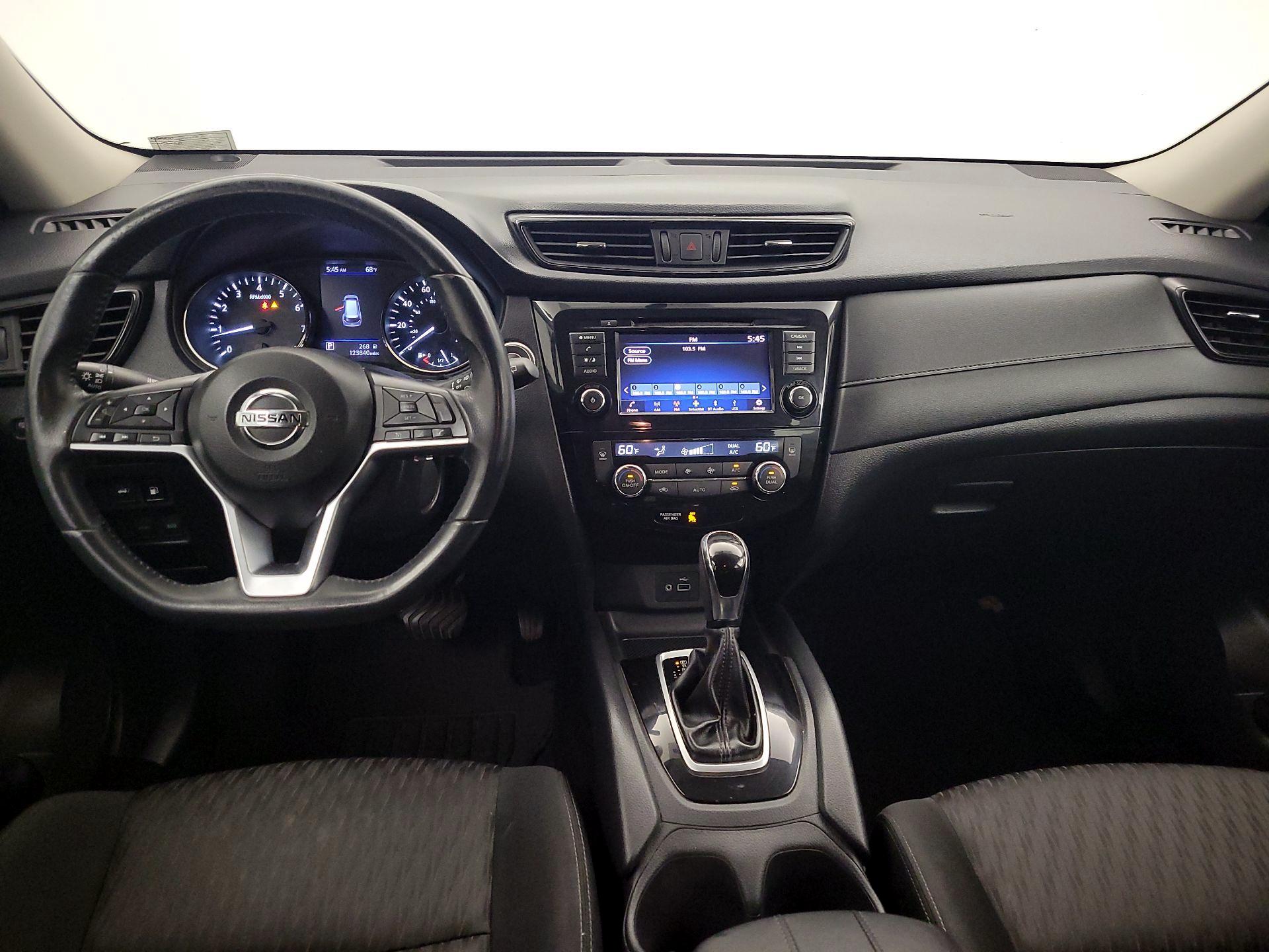 Thumbnail: 2018 Nissan Rogue - 9