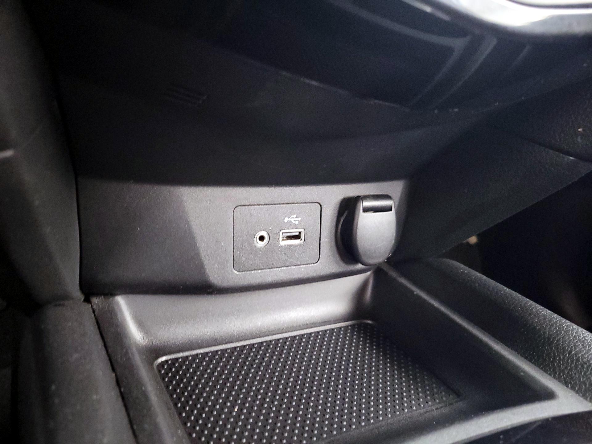 Thumbnail: 2018 Nissan Rogue - 18