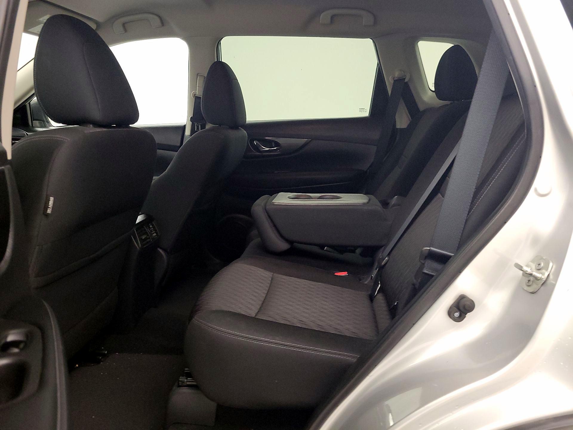 Thumbnail: 2018 Nissan Rogue - 19