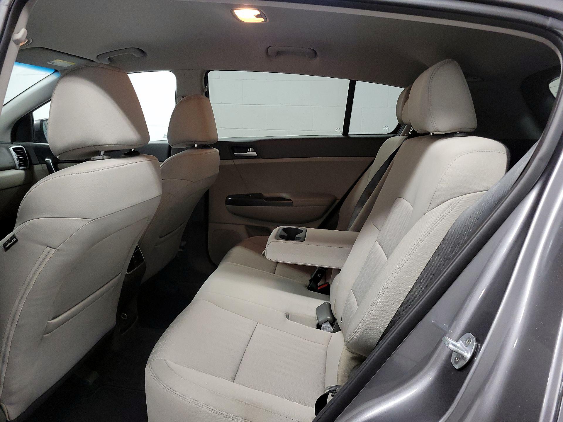 Thumbnail: 2017 Kia Sportage - 15