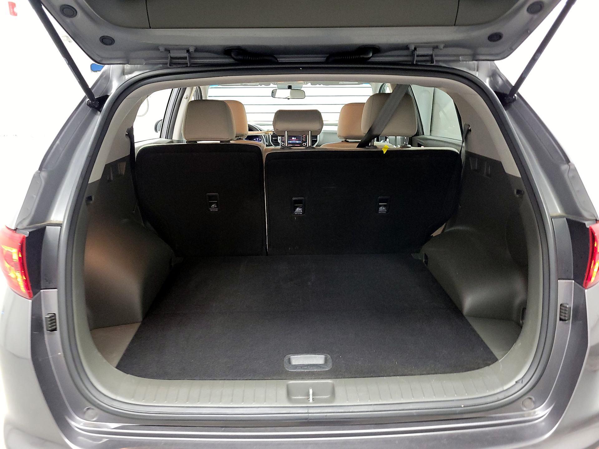 Thumbnail: 2017 Kia Sportage - 16