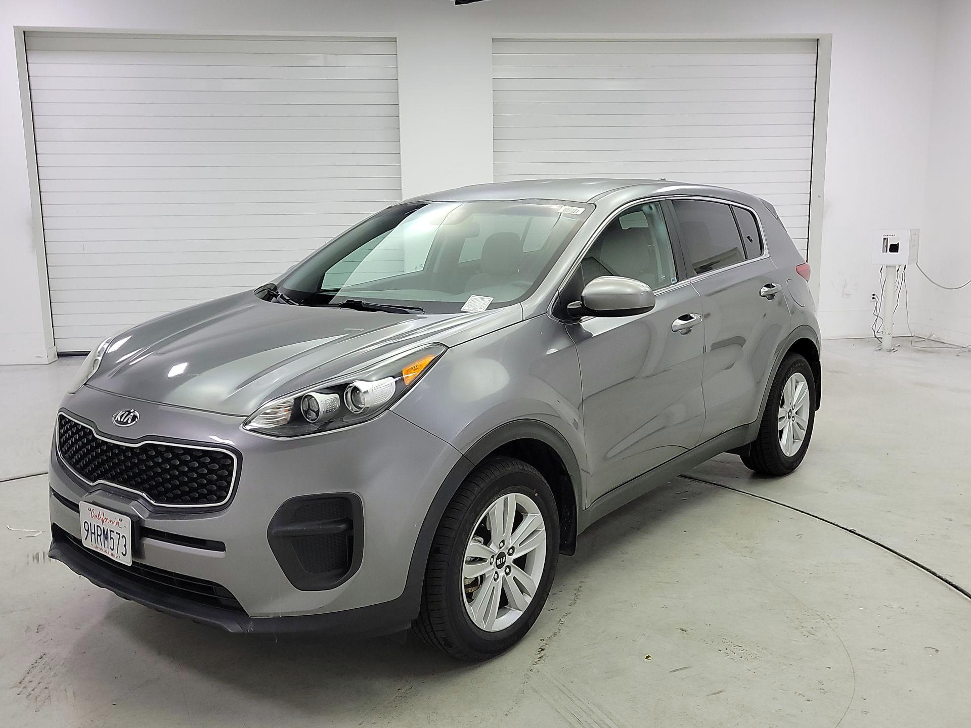 Thumbnail: 2017 Kia Sportage - 3