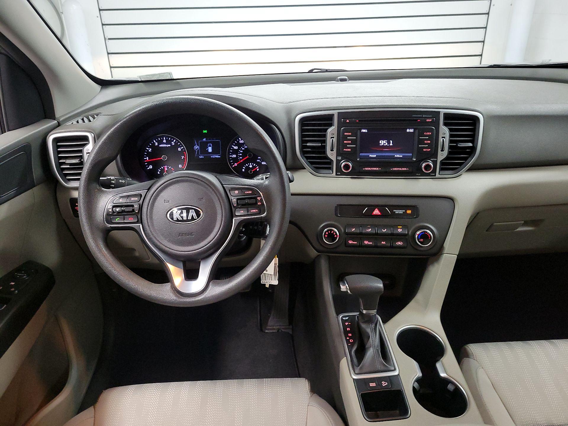 Thumbnail: 2017 Kia Sportage - 8