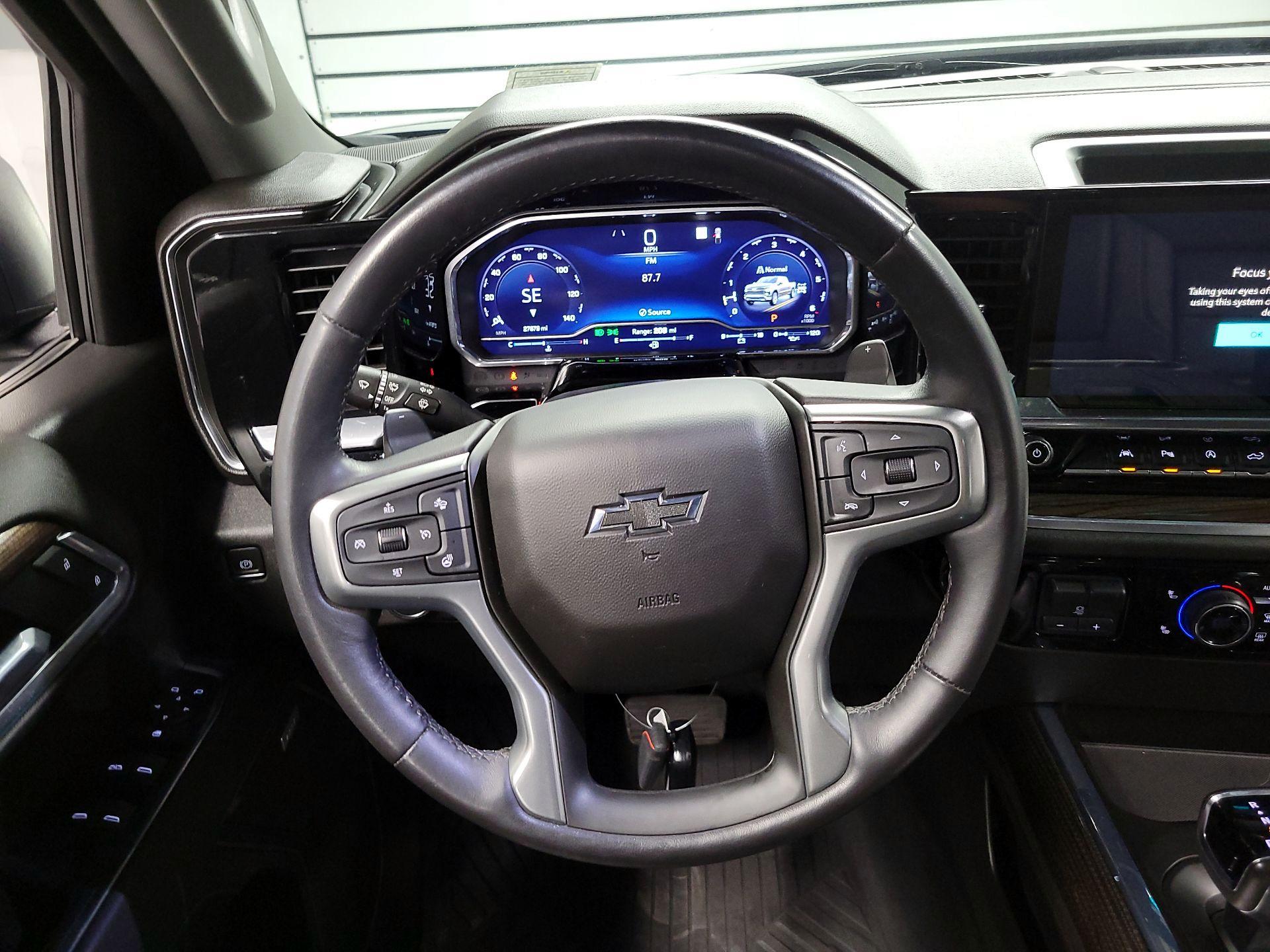 Thumbnail: 2022 Chevrolet Silverado 1500 - 10