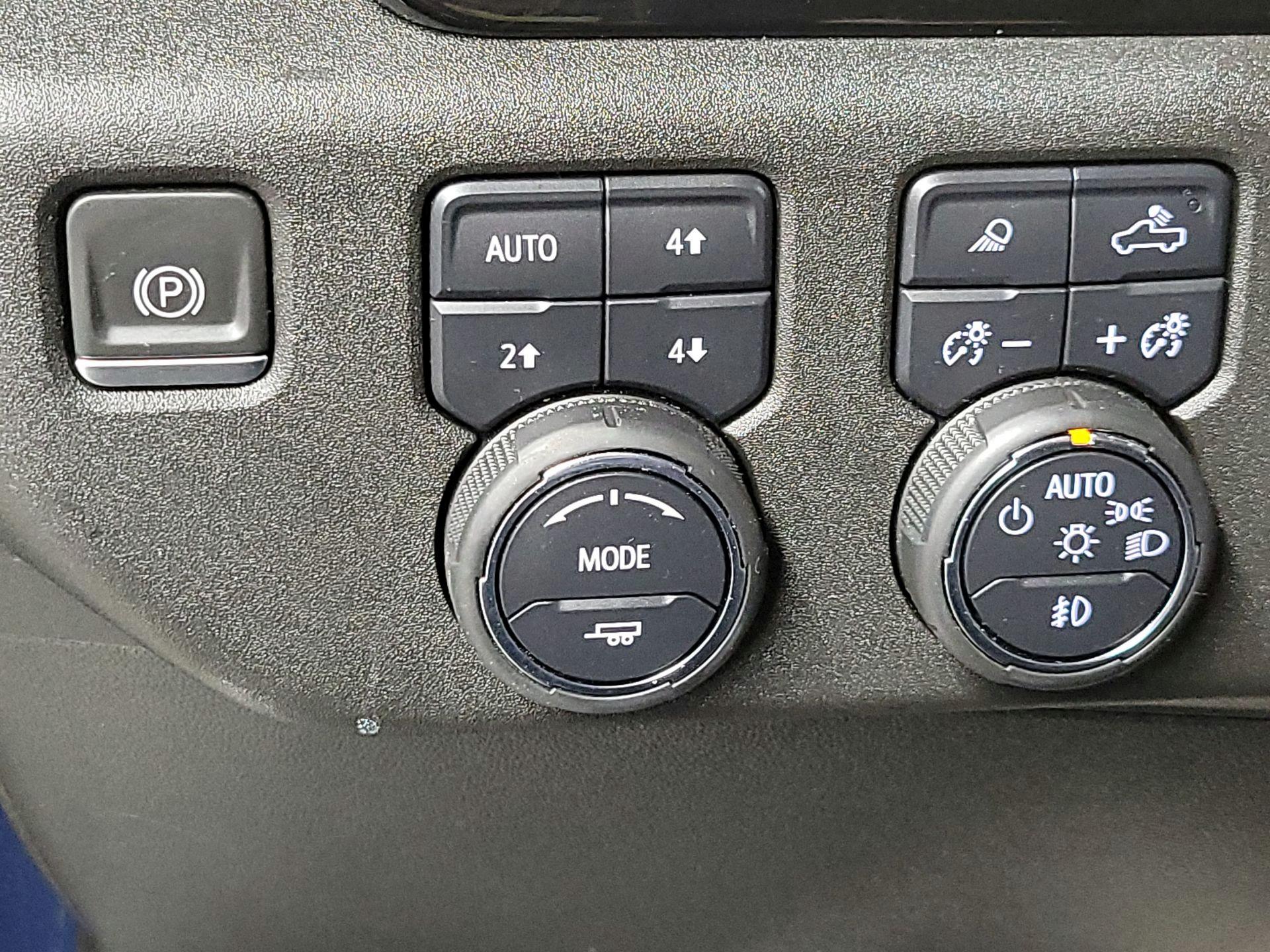 Thumbnail: 2022 Chevrolet Silverado 1500 - 13