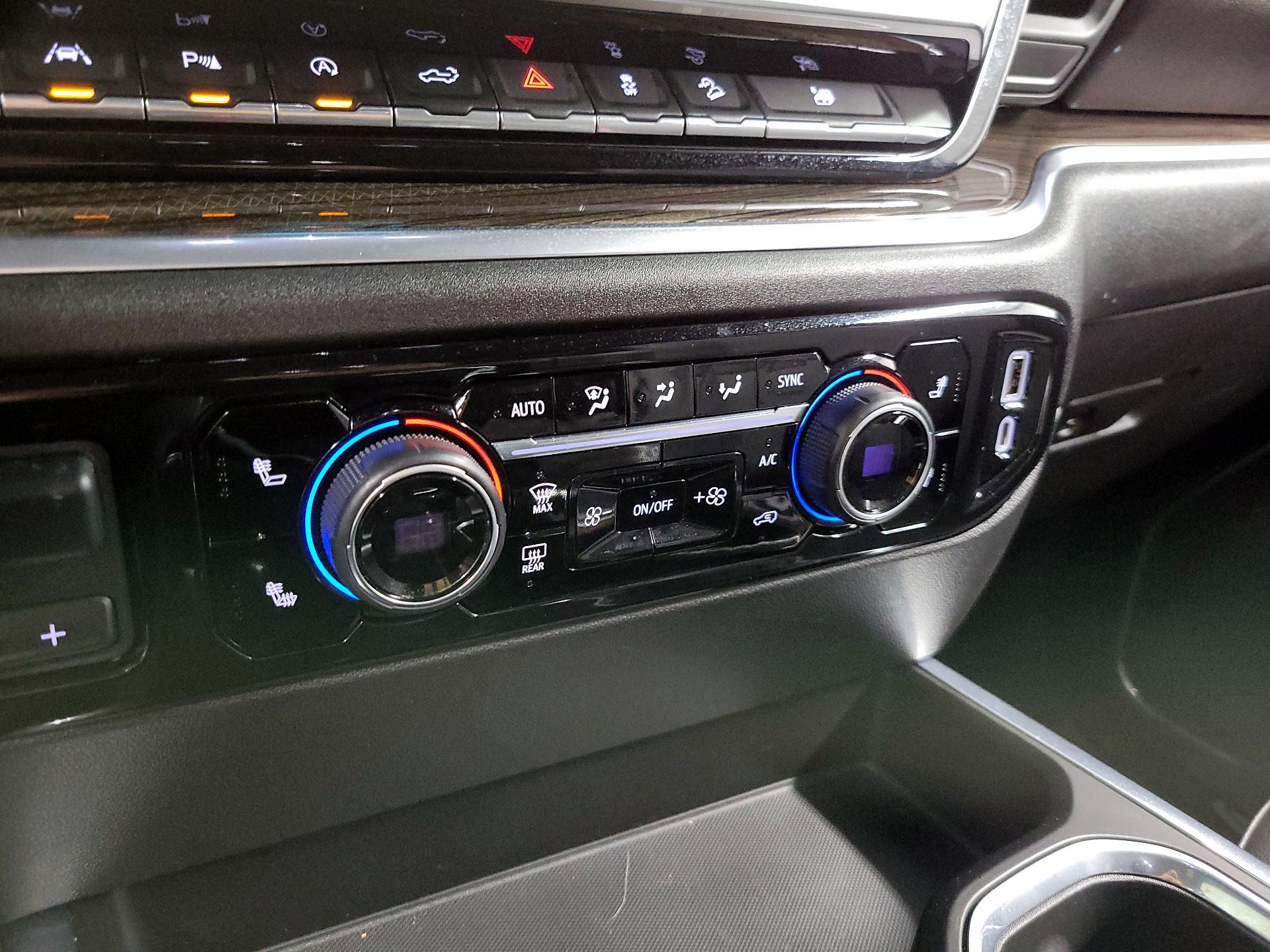 Thumbnail: 2022 Chevrolet Silverado 1500 - 16