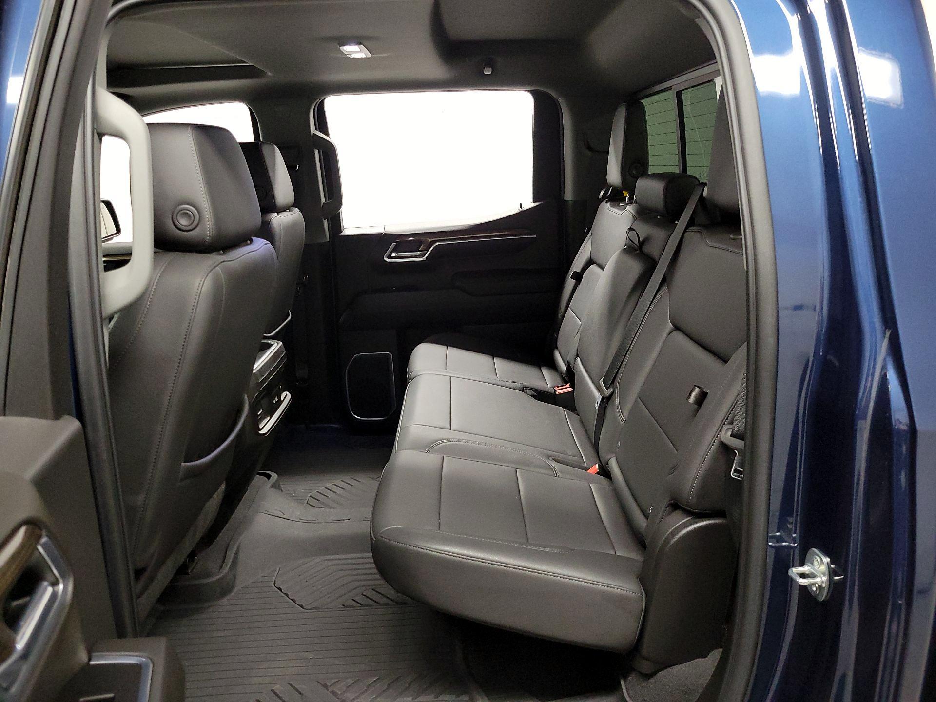 Thumbnail: 2022 Chevrolet Silverado 1500 - 18