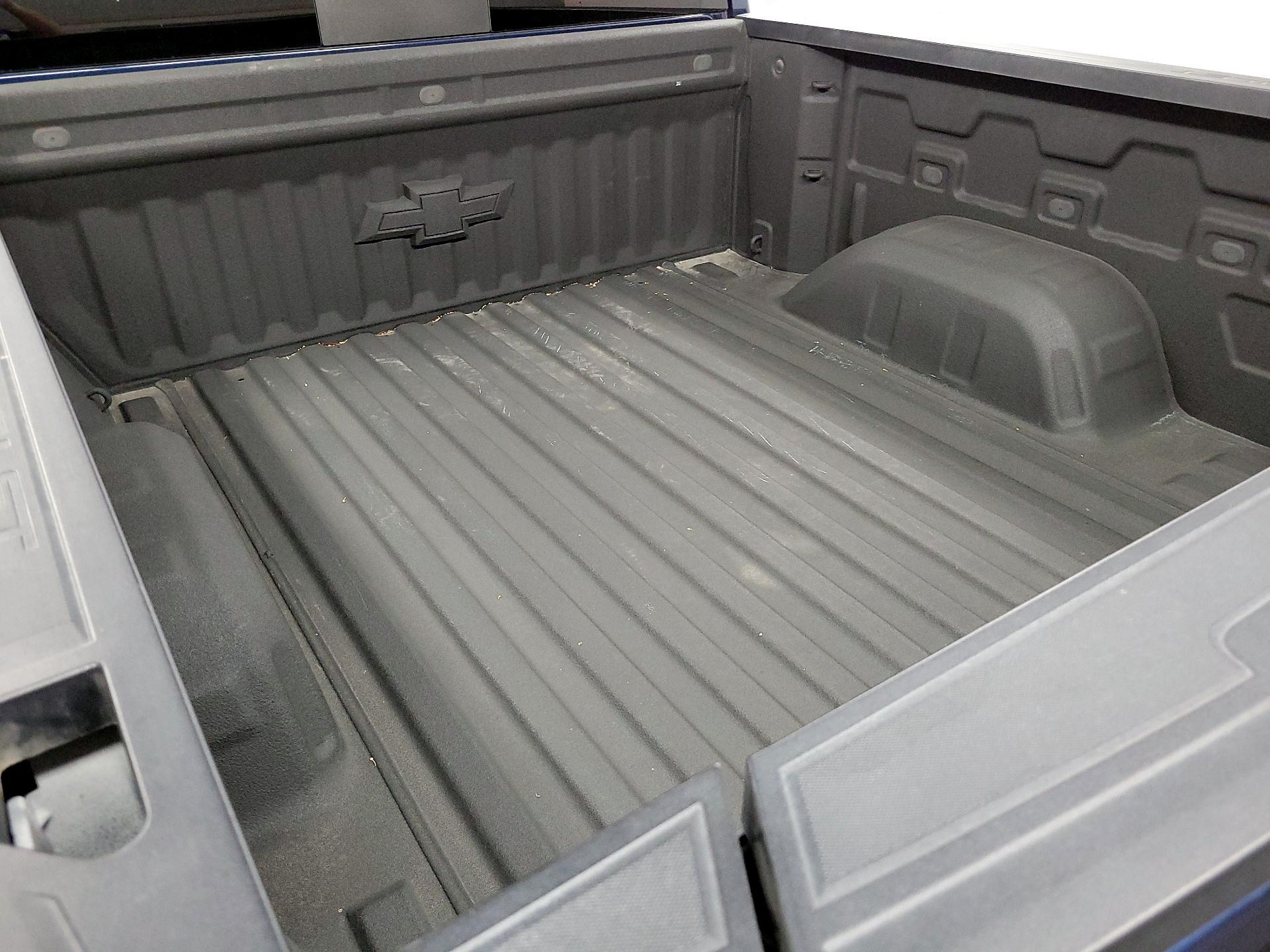 Thumbnail: 2022 Chevrolet Silverado 1500 - 19