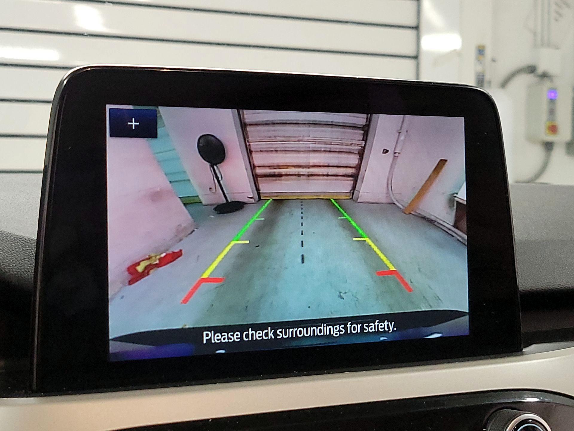 Thumbnail: 2021 Ford Escape - 11