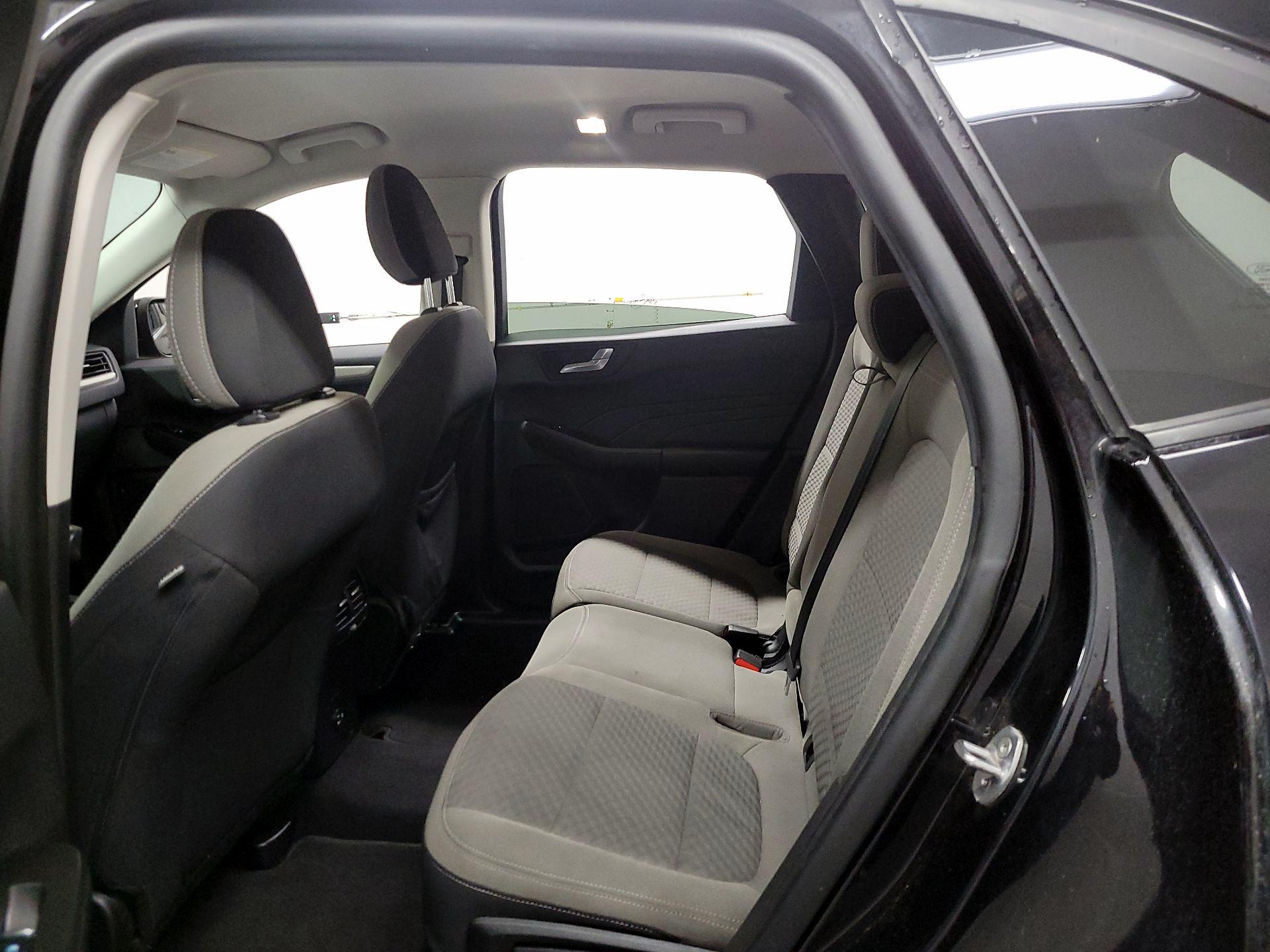 Thumbnail: 2021 Ford Escape - 15