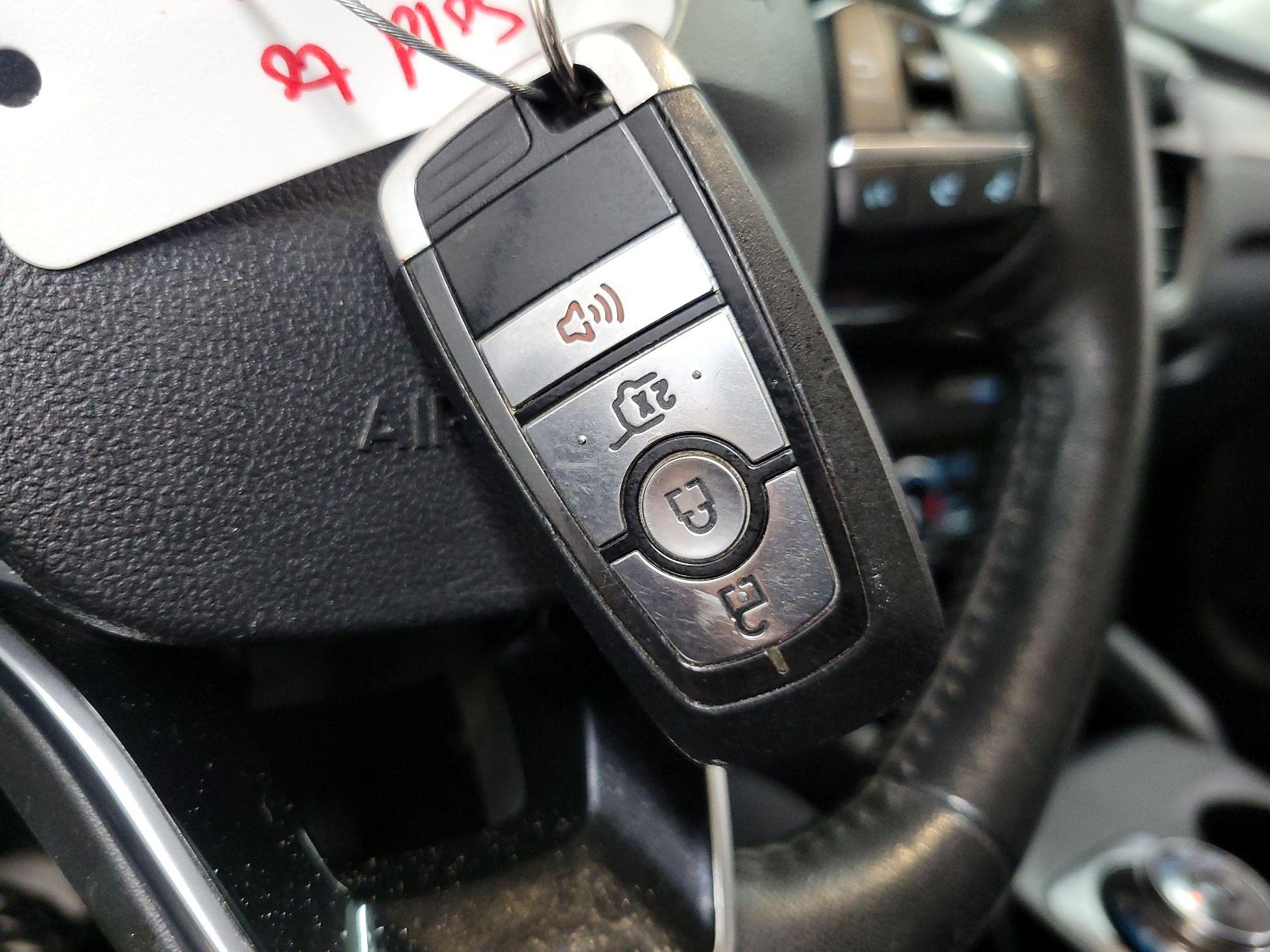 Thumbnail: 2021 Ford Escape - 18