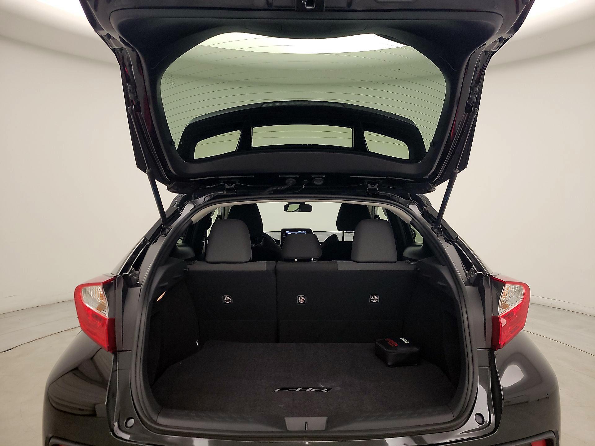 Thumbnail: 2021 Toyota C-HR - 20