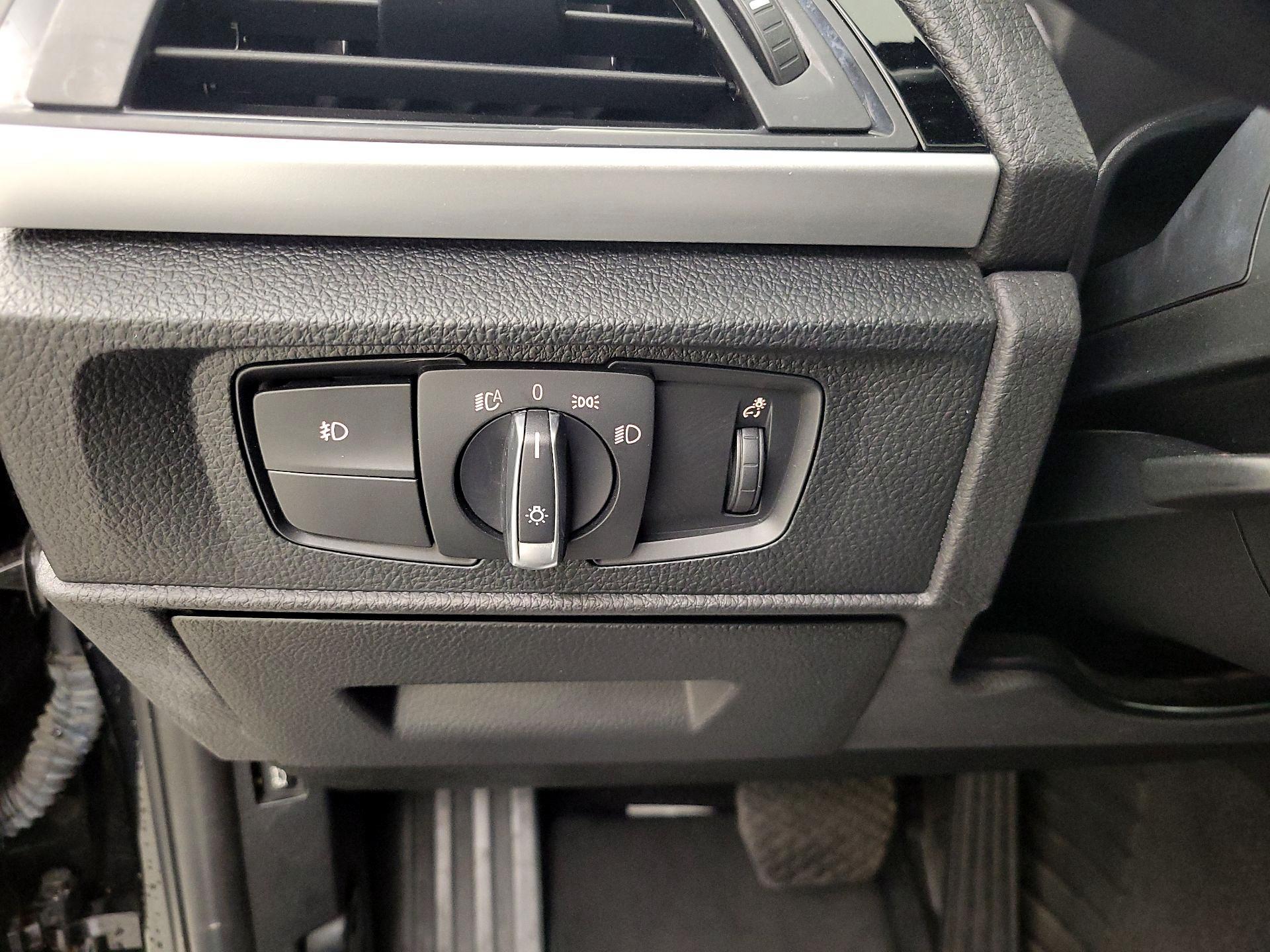 Thumbnail: 2016 BMW 2 Series - 13