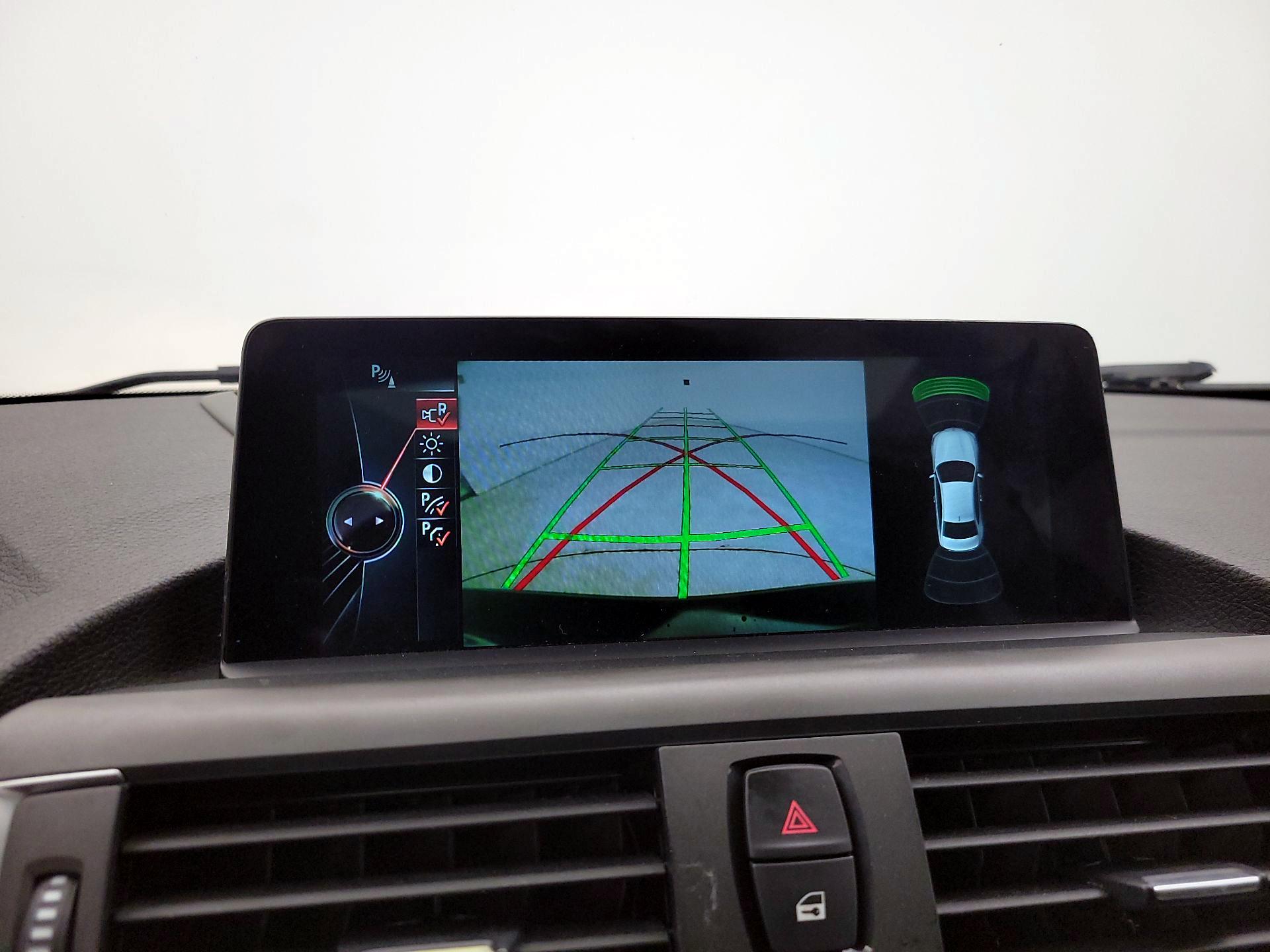 Thumbnail: 2016 BMW 2 Series - 15