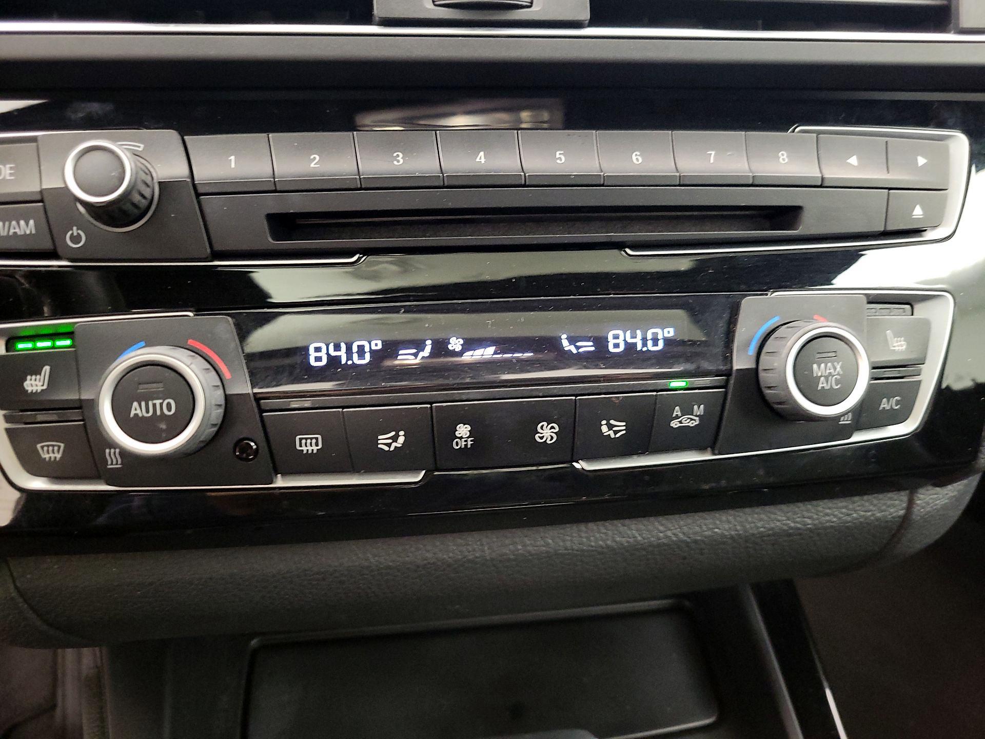 Thumbnail: 2016 BMW 2 Series - 17