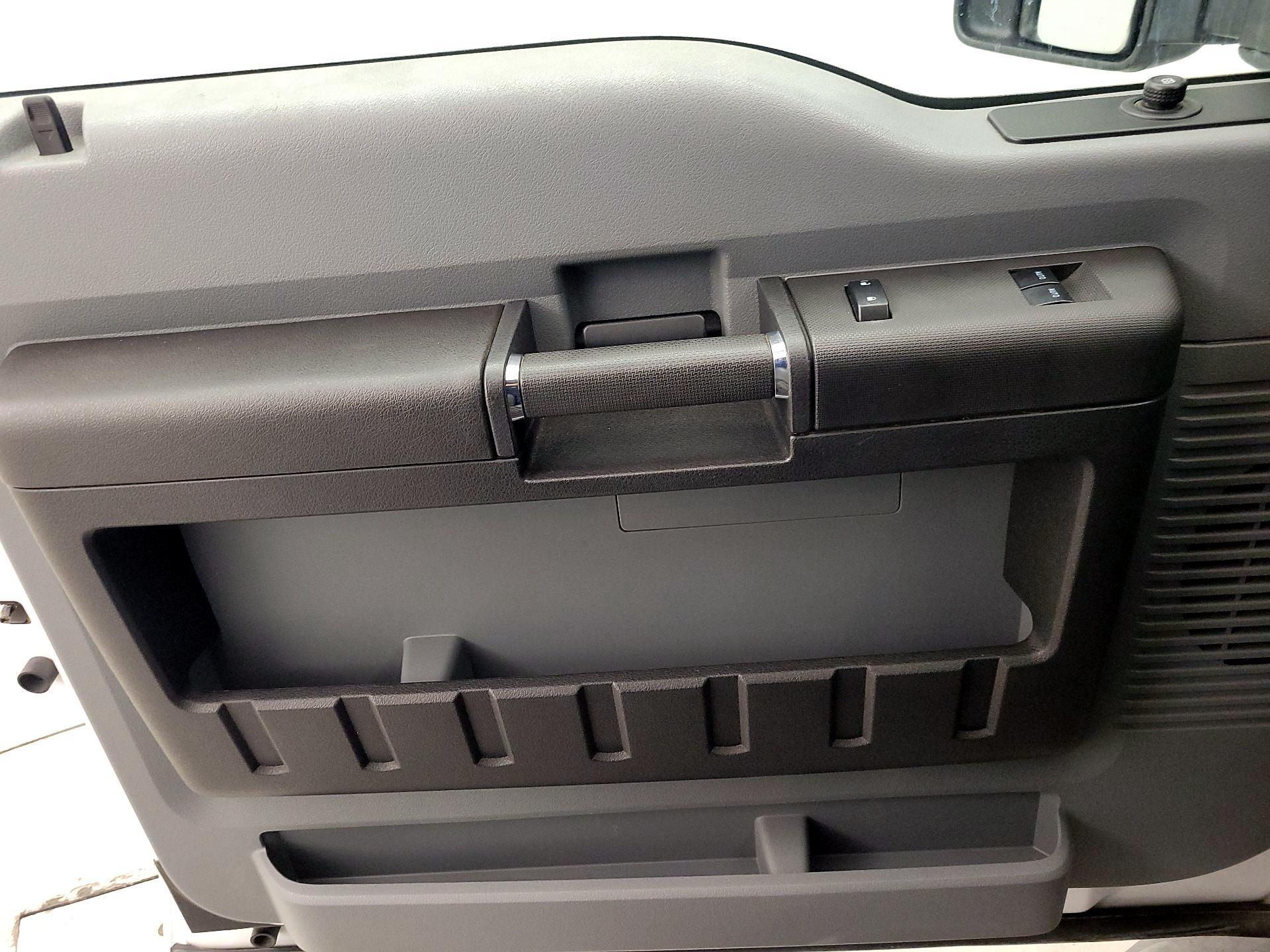 Thumbnail: 2016 Ford F-250 - 12