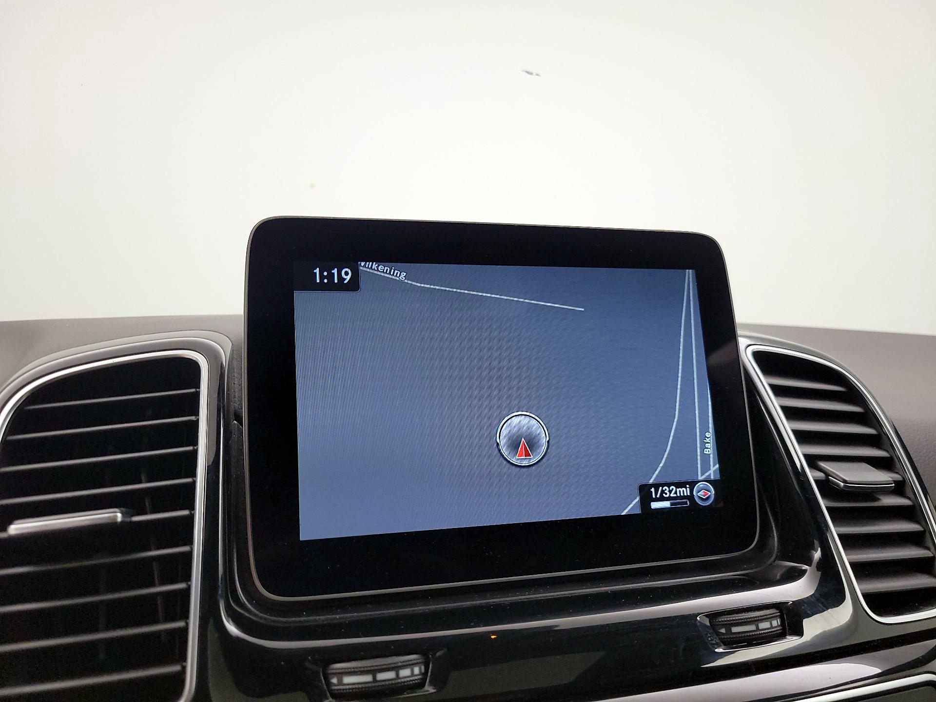 Thumbnail: 2018 Mercedes-Benz GLE - 14