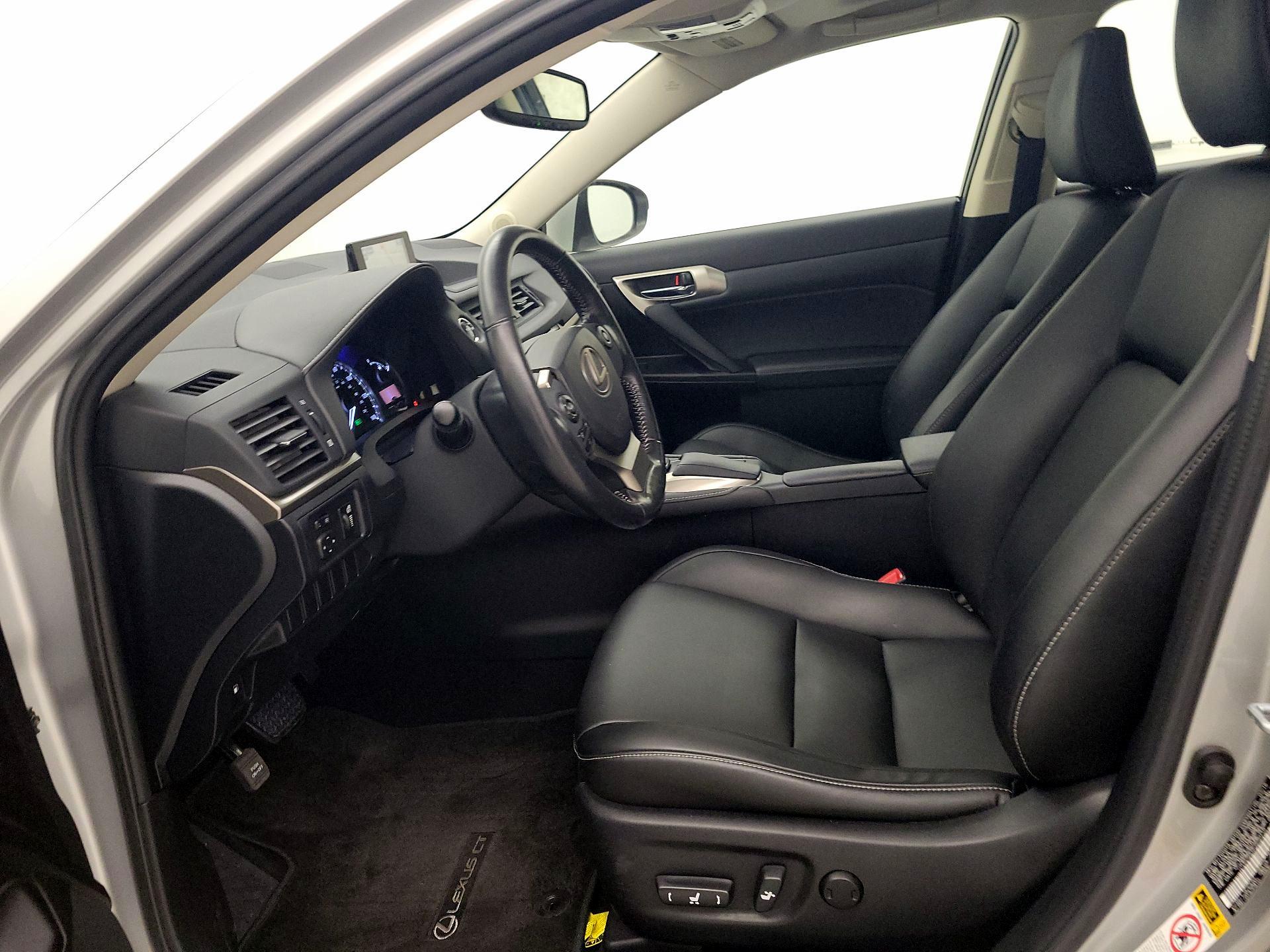 Thumbnail: 2015 Lexus CT - 11