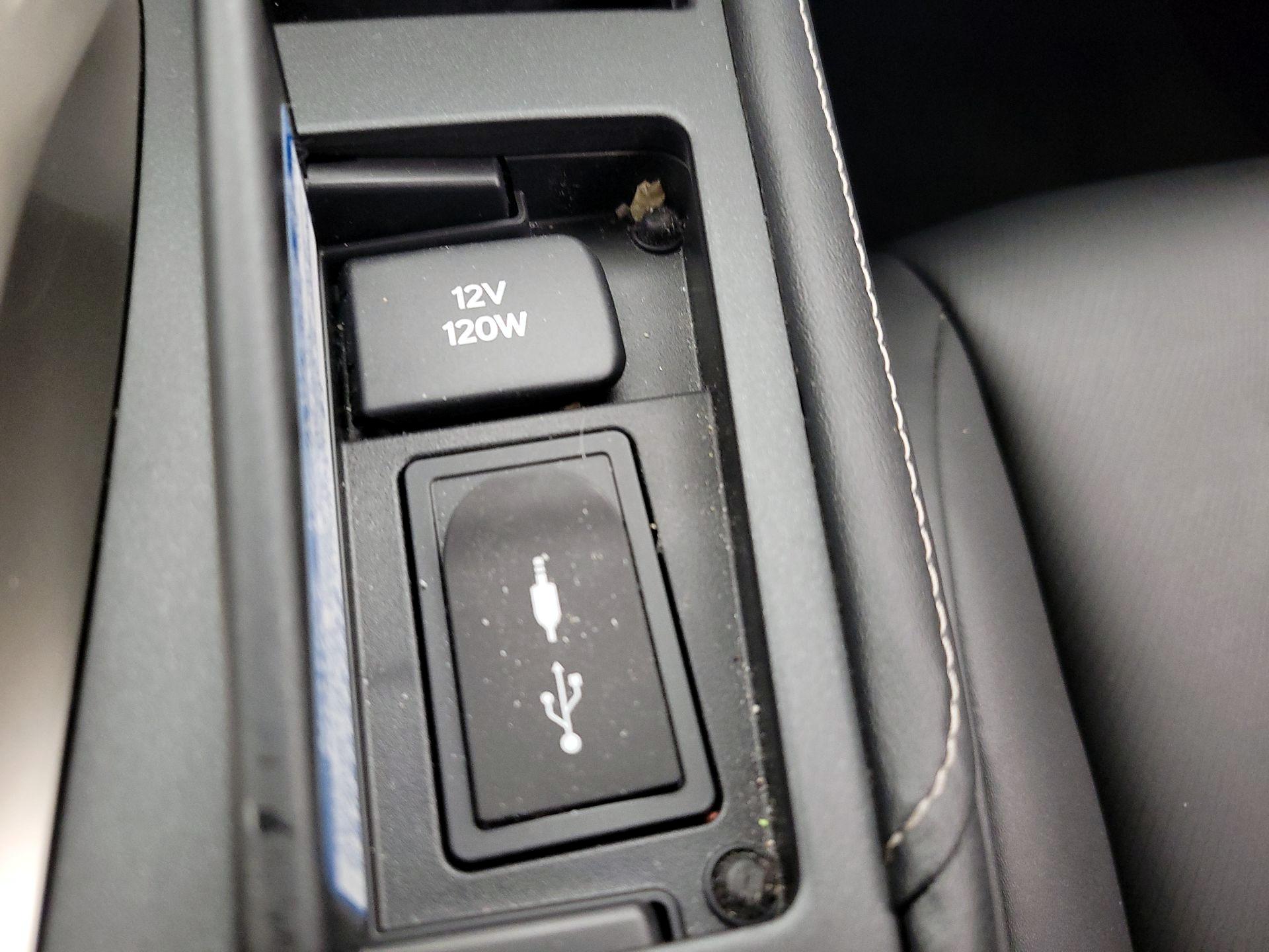 Thumbnail: 2015 Lexus CT - 19