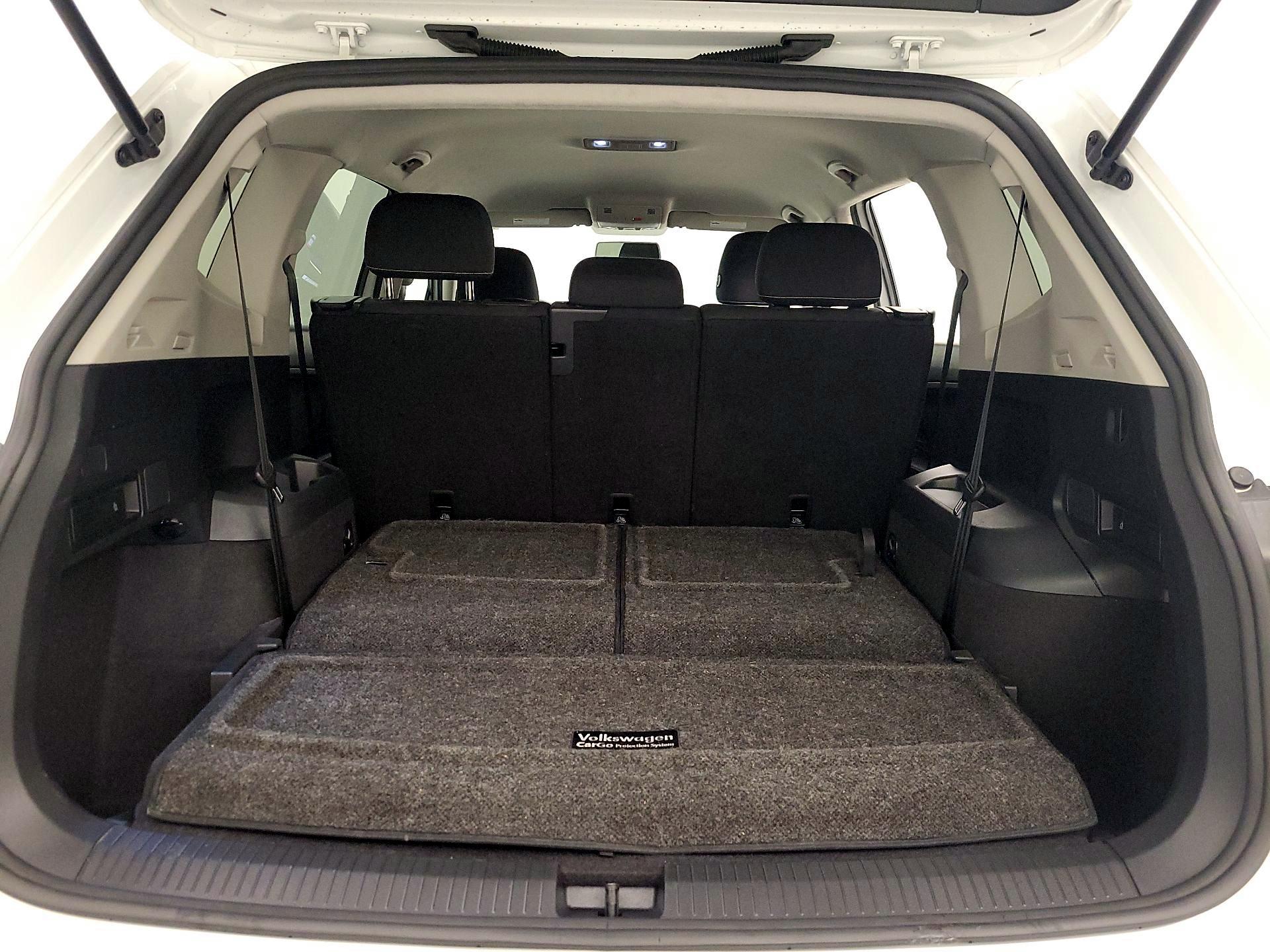 Thumbnail: 2022 Volkswagen Tiguan - 20