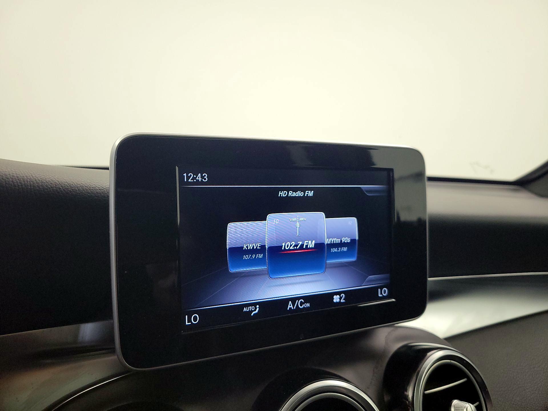 Thumbnail: 2018 Mercedes-Benz GLC - 15