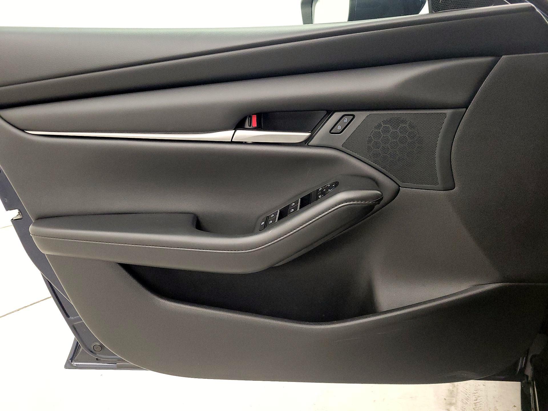 Thumbnail: 2023 Mazda Mazda3 - 12