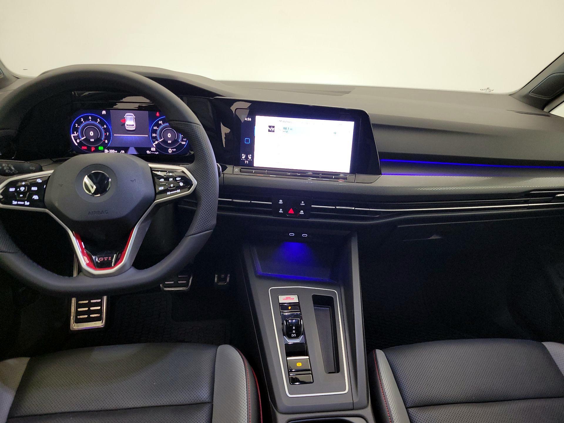 Thumbnail: 2022 Volkswagen Golf - 9