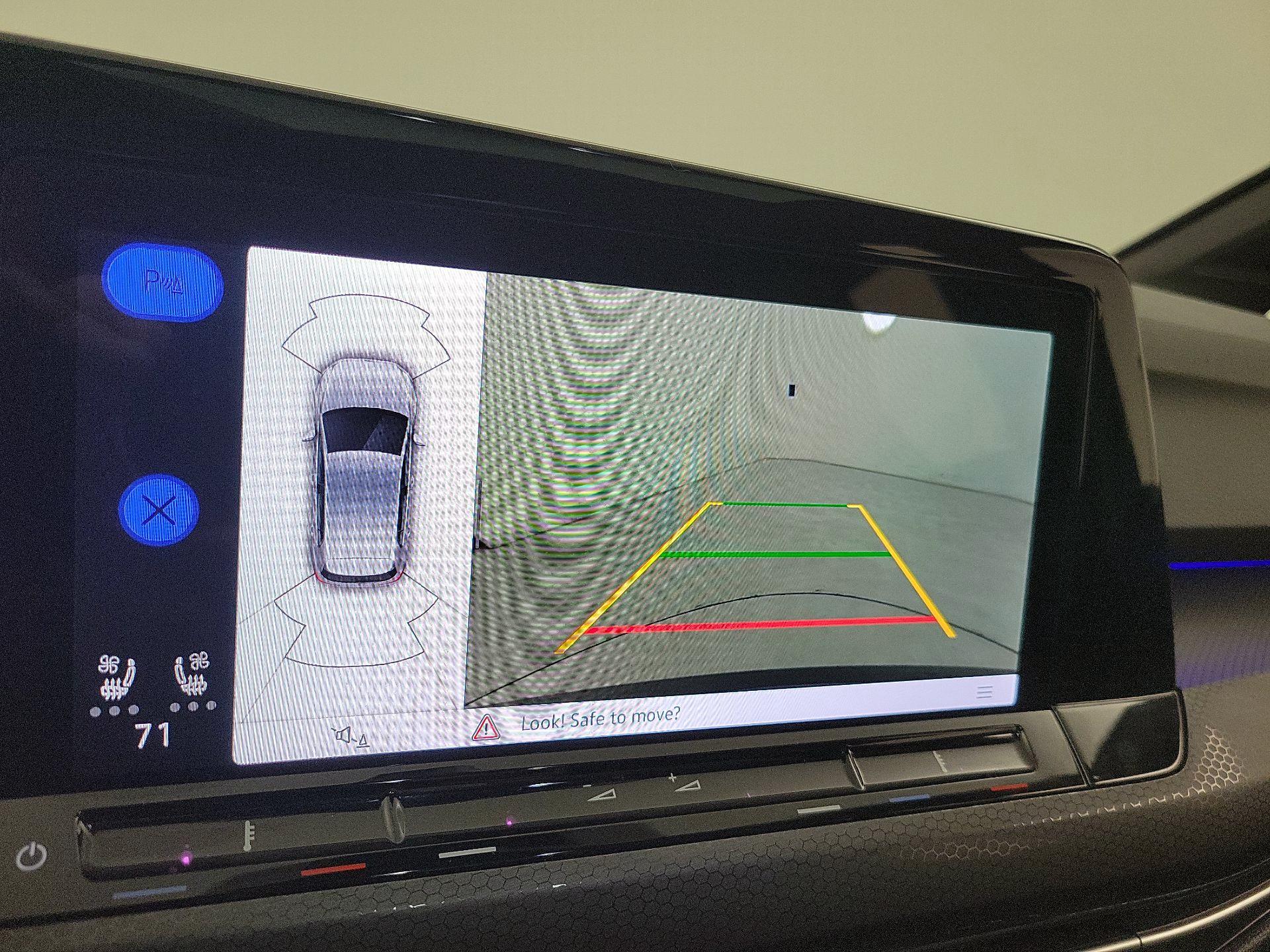 Thumbnail: 2022 Volkswagen Golf - 14